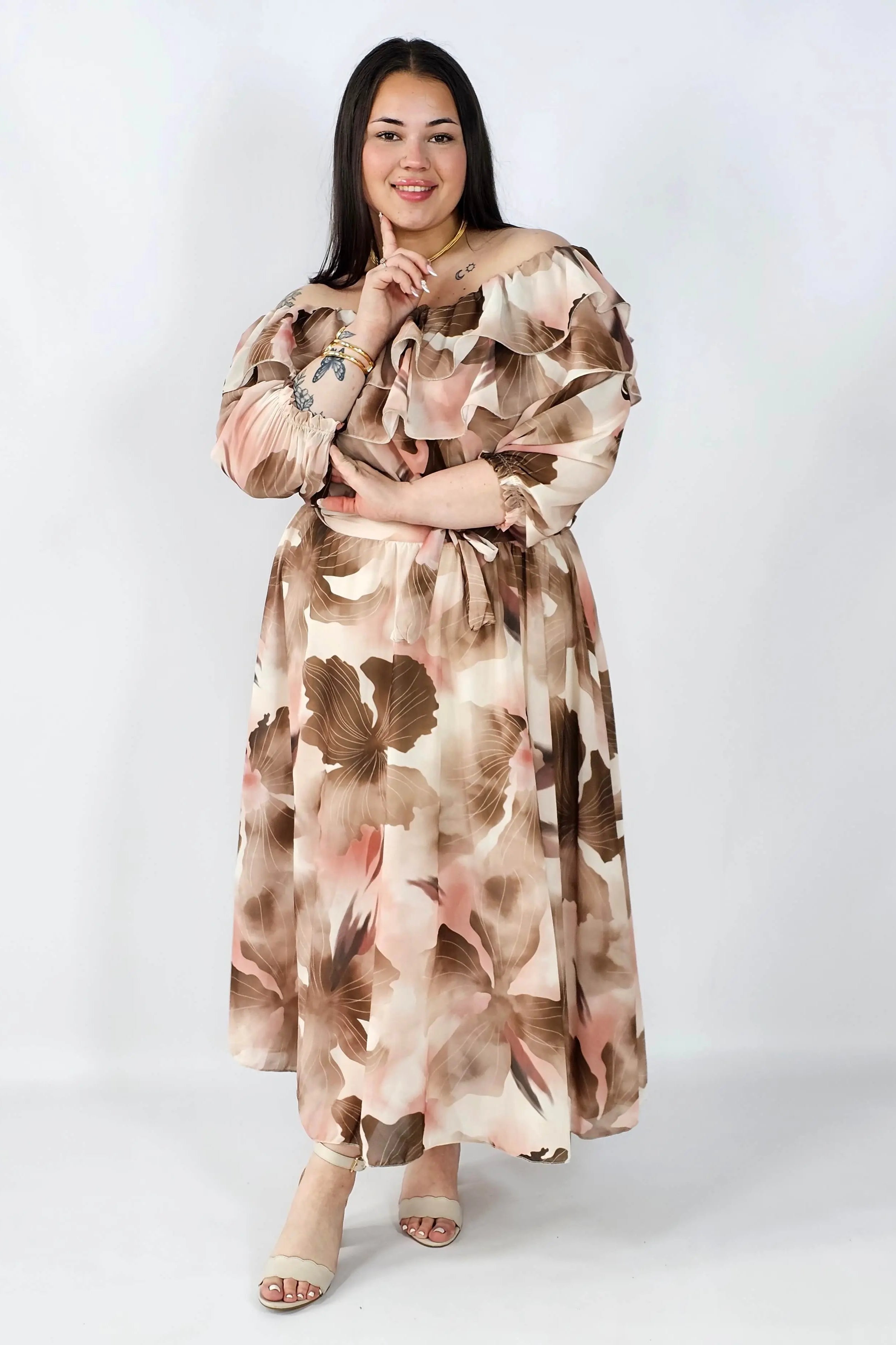 Sukienka plus size hiszpanka midi w kwiaty – zwiewna elegancja XXL Stylowa XL