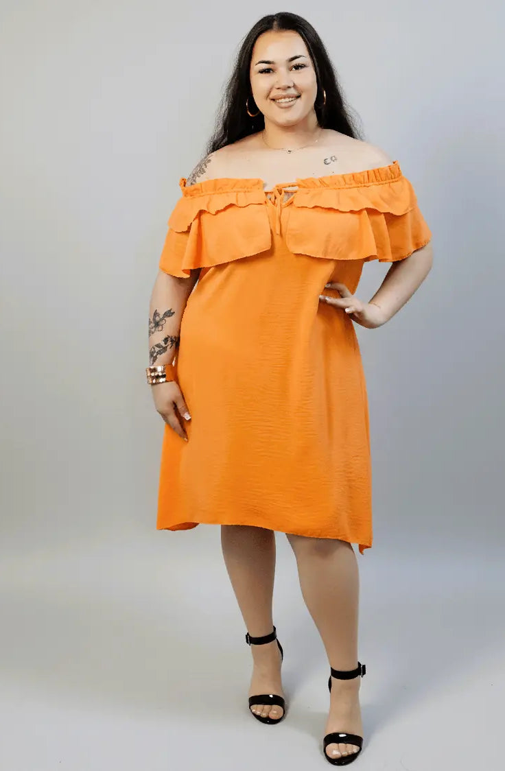 Sukienka plus size hiszpanka pomarańczowa – sukienka XXL z falbaną na ramionach Stylowa XL