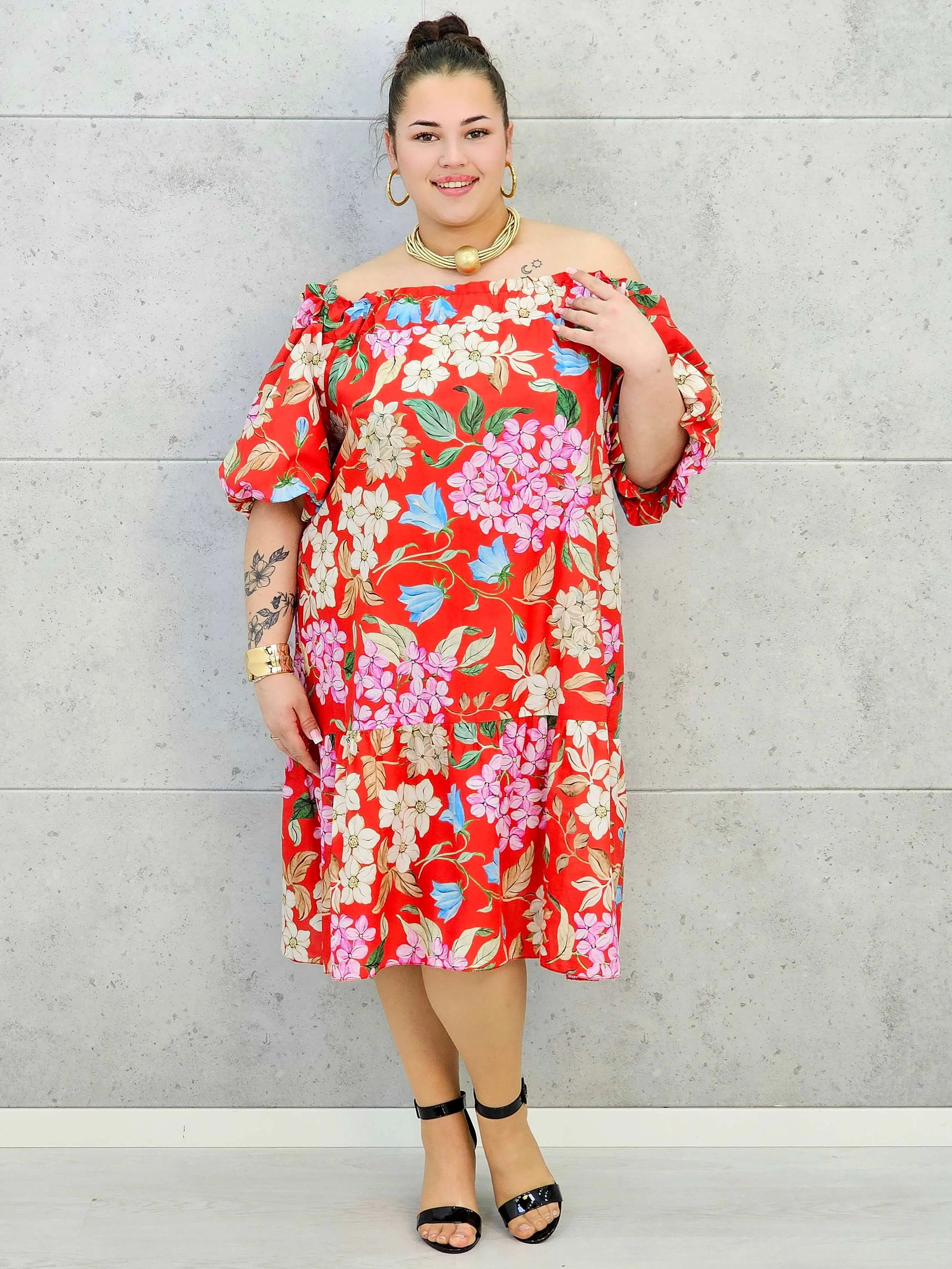 Sukienka plus size hiszpanka w kwiaty – czerwona sukienka XXL Stylowa XL Stylowa XL