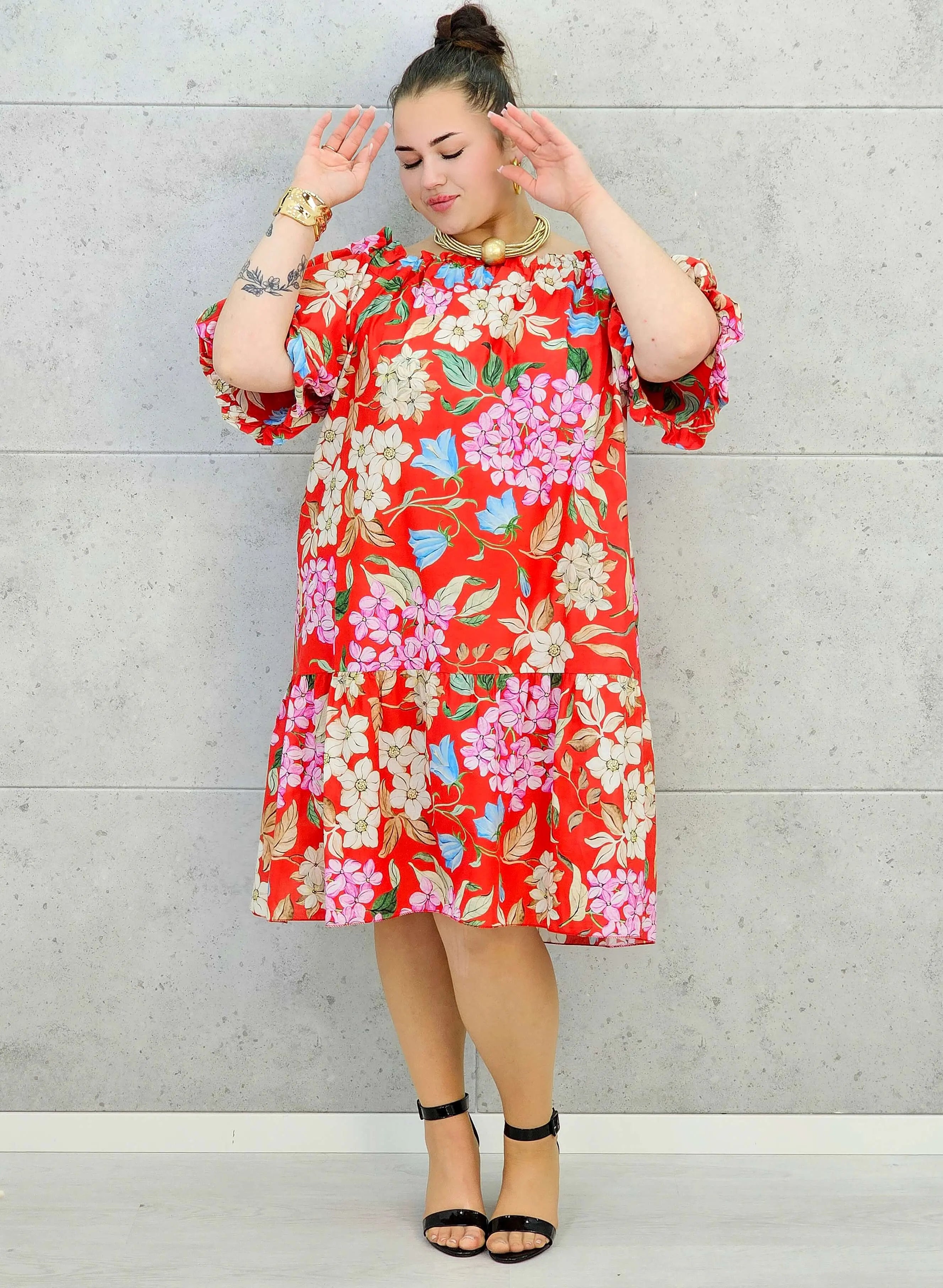 Sukienka plus size hiszpanka w kwiaty – czerwona sukienka XXL Stylowa XL Stylowa XL