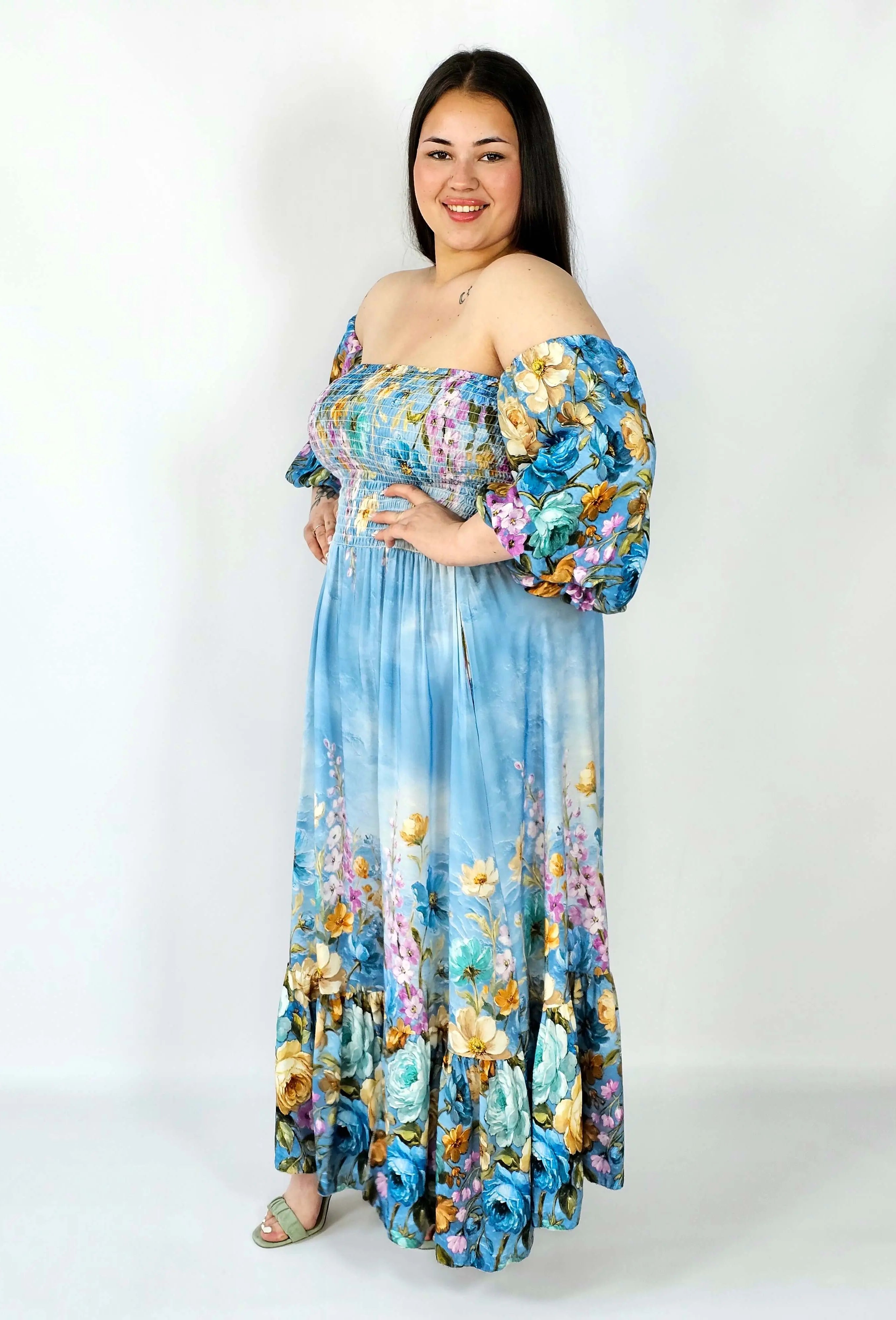 Sukienka plus size hiszpanka z marszczeniem i odkrytymi ramionami Stylowa XL