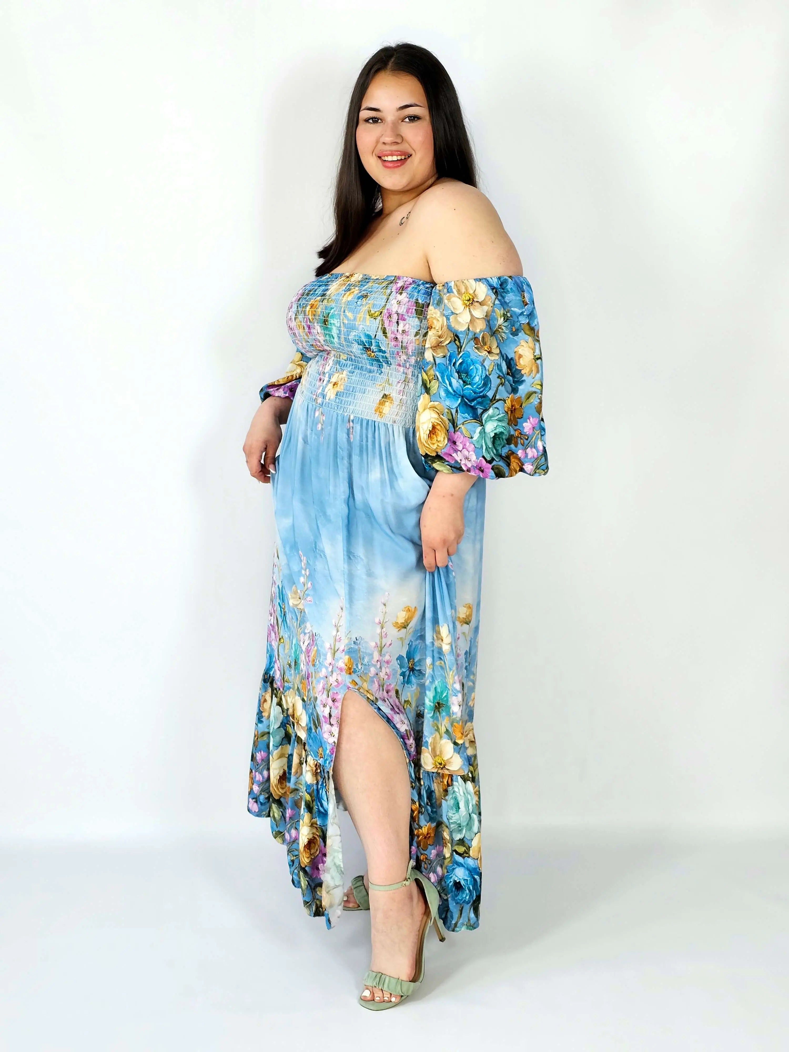 Sukienka plus size hiszpanka z marszczeniem i odkrytymi ramionami Stylowa XL