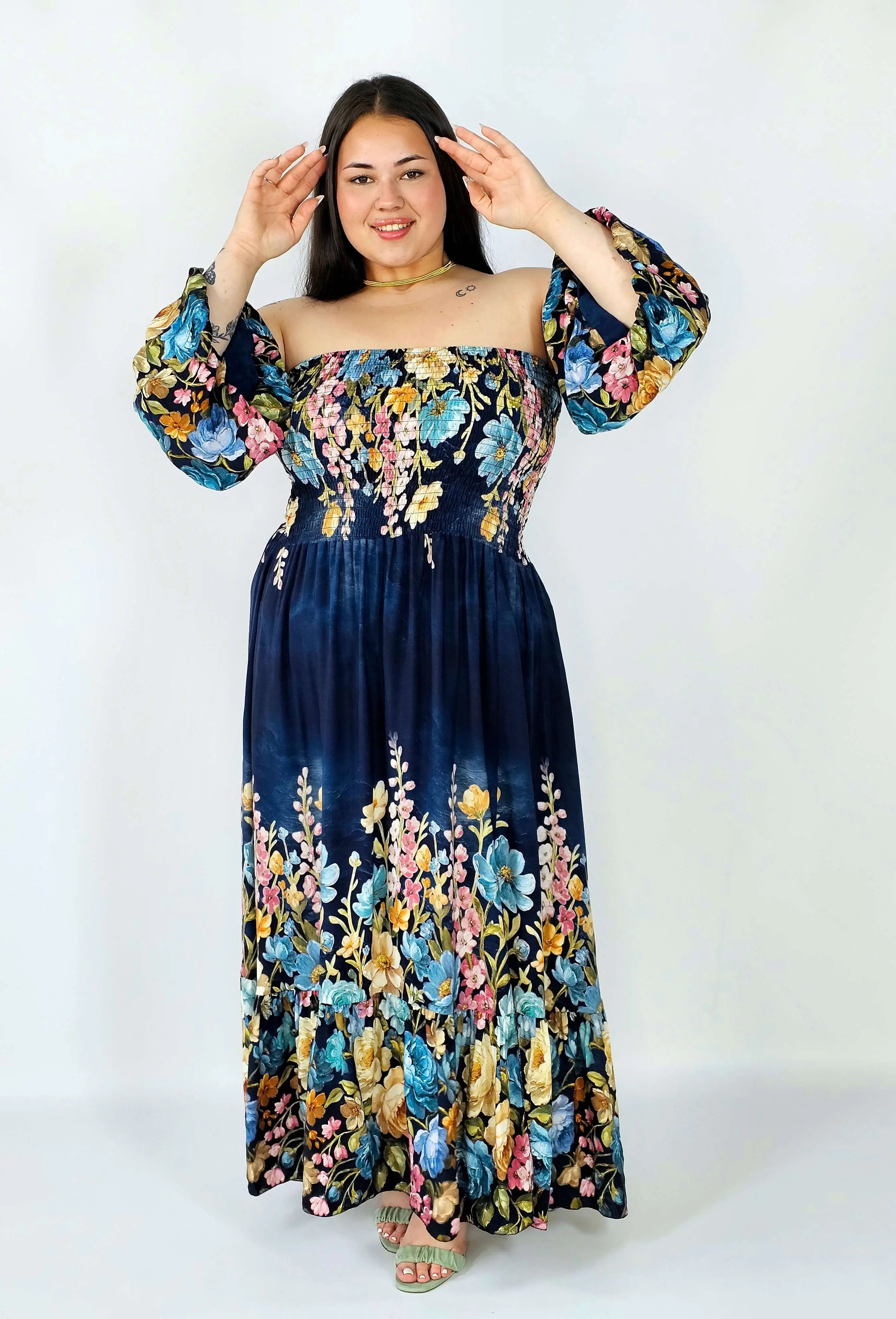 Sukienka plus size hiszpanka z marszczeniem i odkrytymi ramionami Stylowa XL
