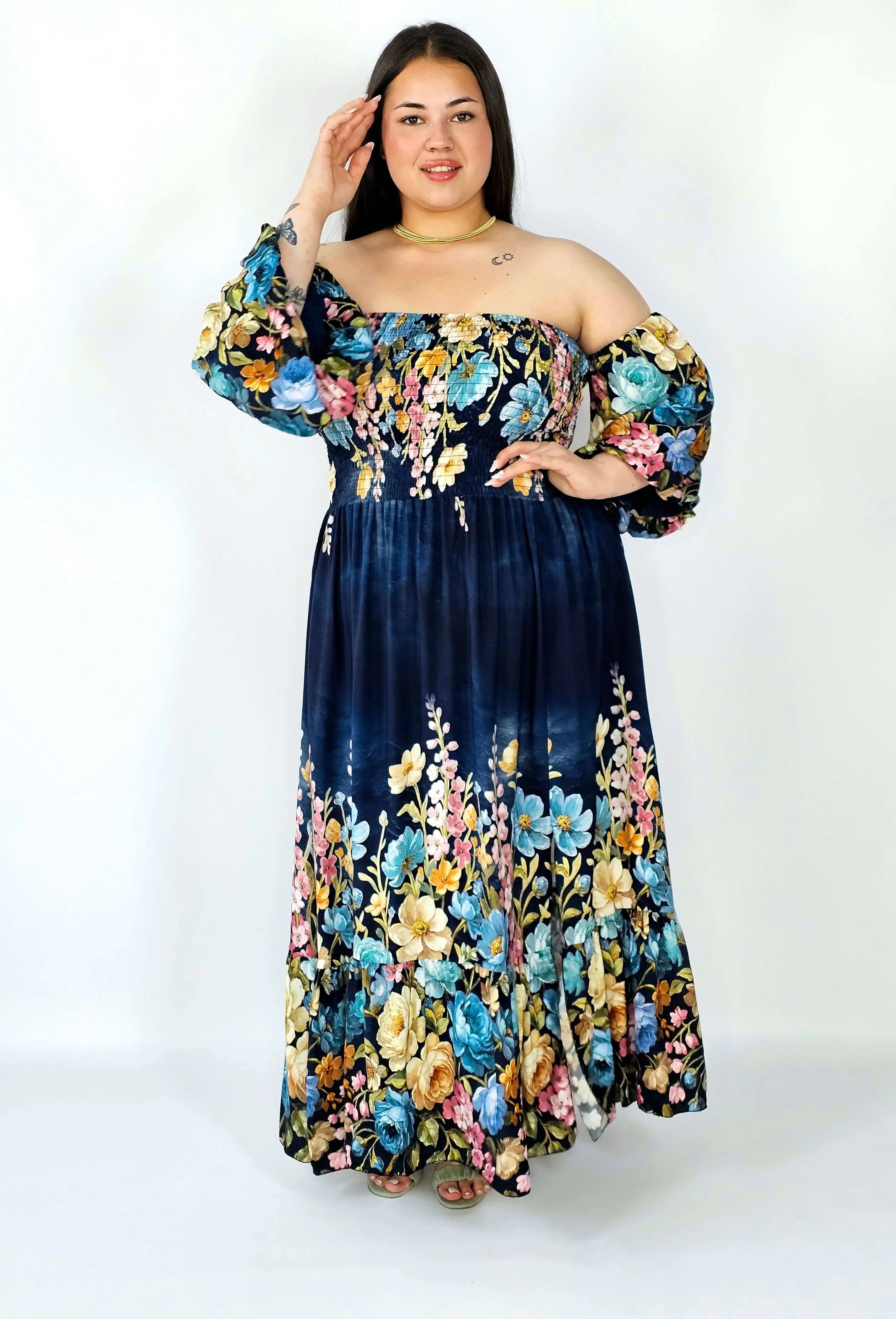 Sukienka plus size hiszpanka z marszczeniem i odkrytymi ramionami Stylowa XL