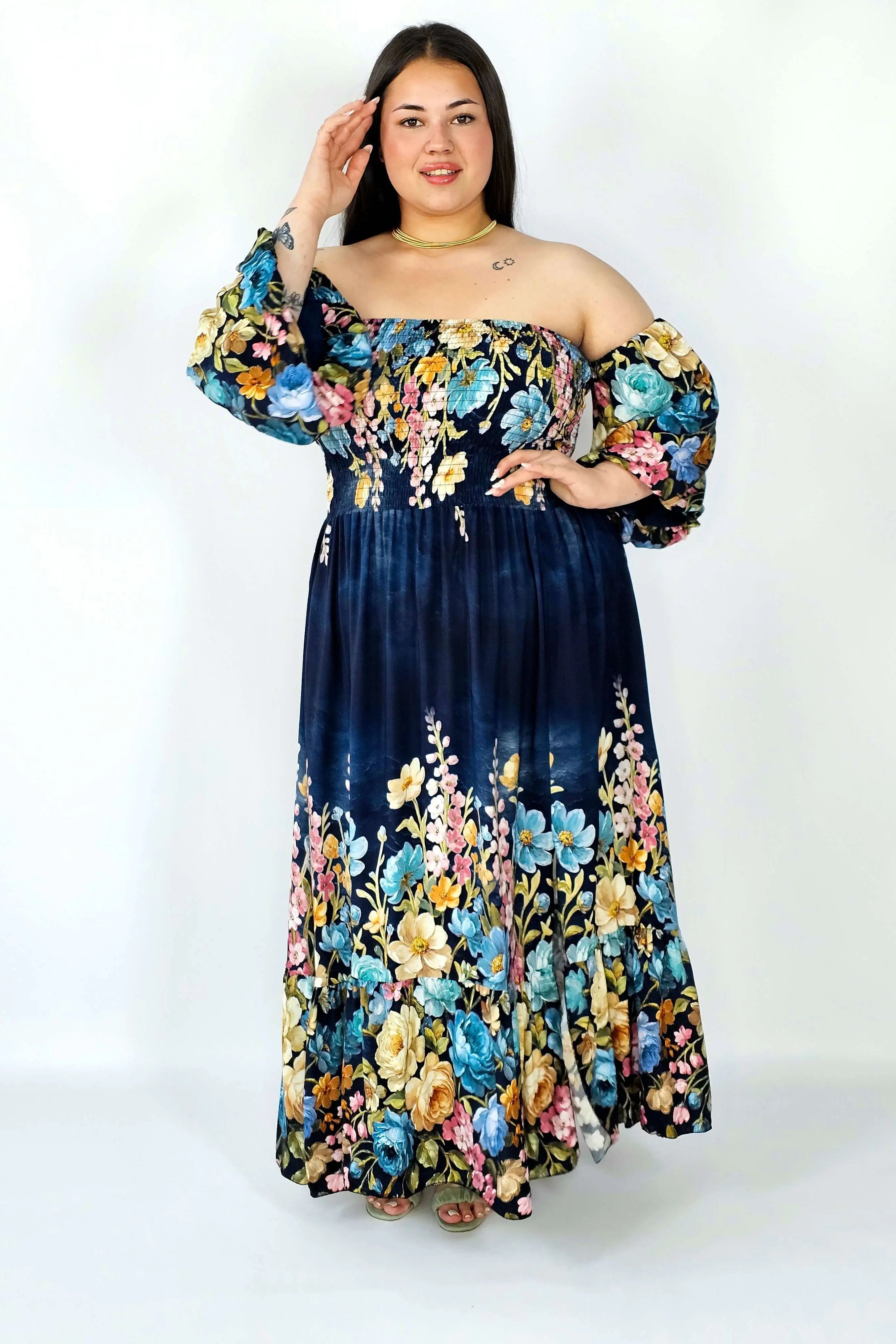 Sukienka plus size hiszpanka z marszczeniem i odkrytymi ramionami Stylowa XL