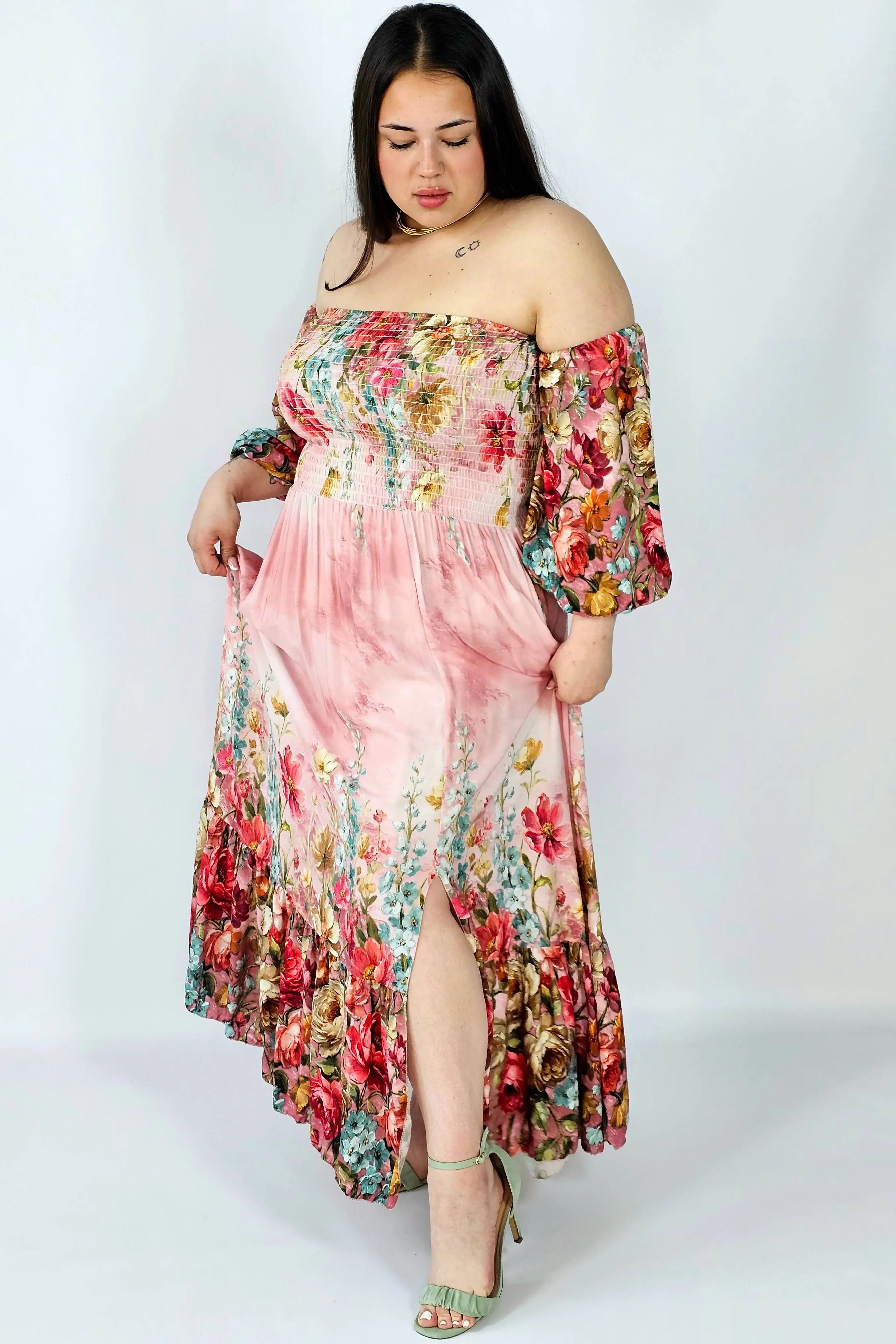 Sukienka plus size hiszpanka z marszczeniem i odkrytymi ramionami Stylowa XL