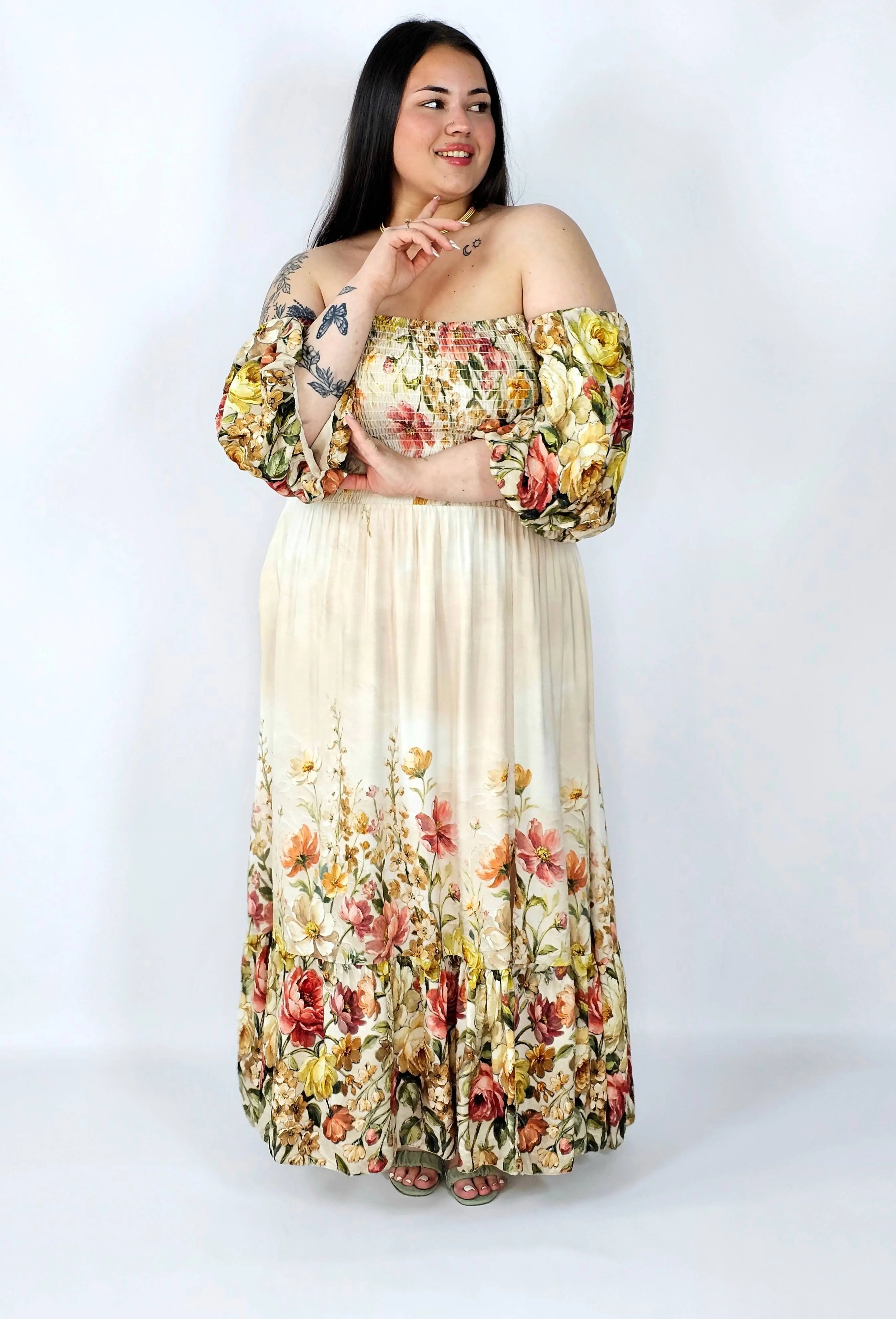 Sukienka plus size hiszpanka z marszczeniem i odkrytymi ramionami Stylowa XL