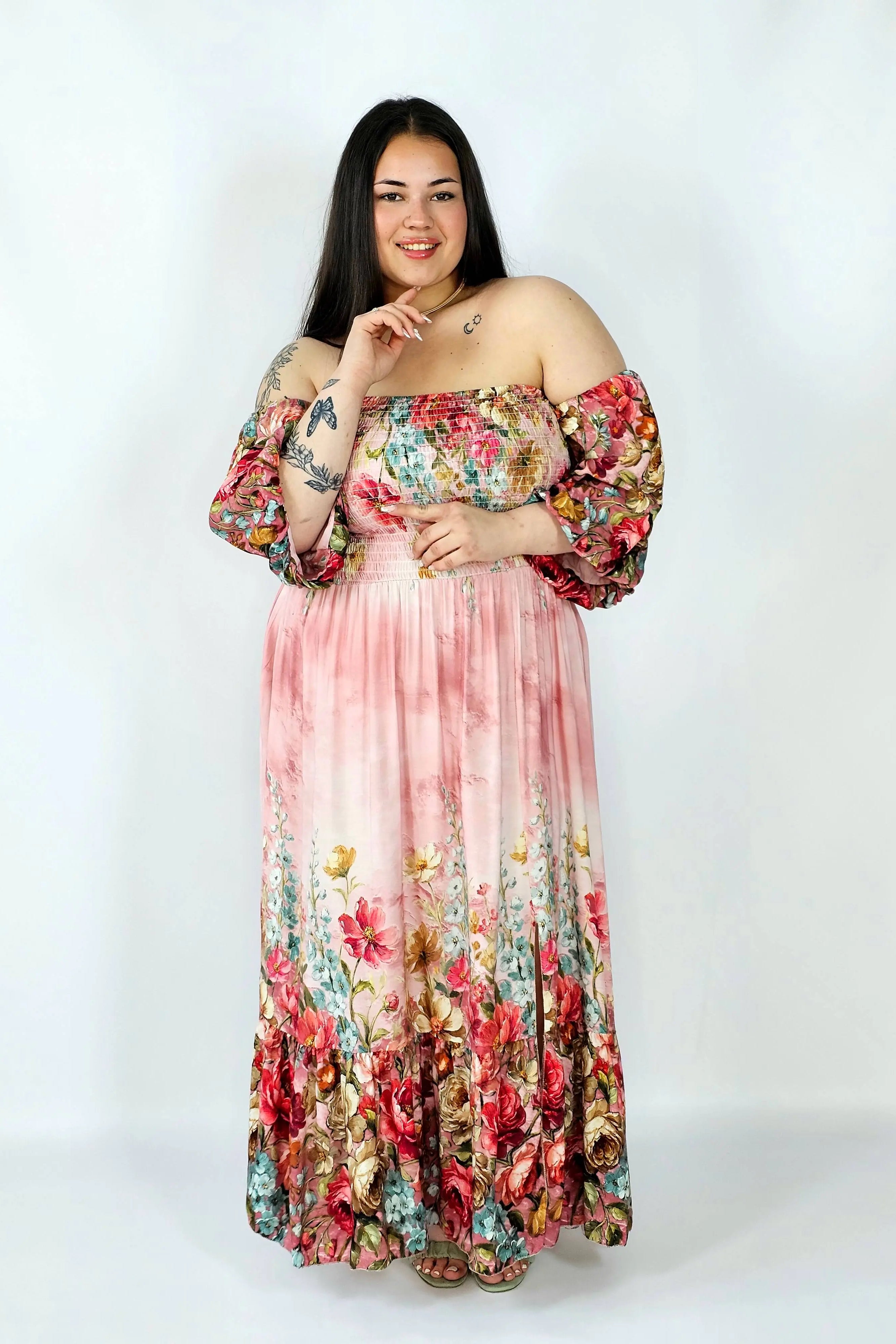 Sukienka plus size hiszpanka z marszczeniem i odkrytymi ramionami Stylowa XL