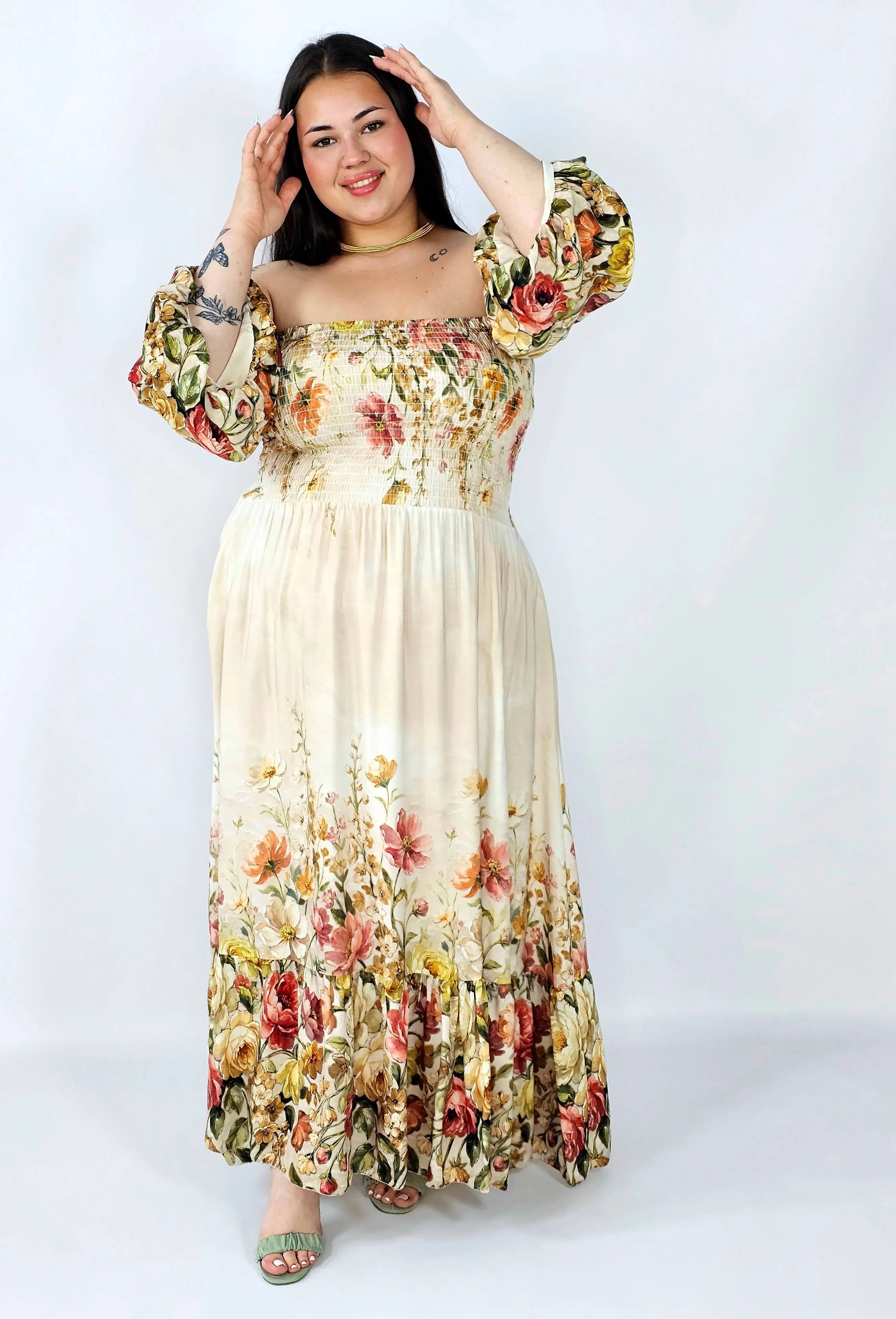 Sukienka plus size hiszpanka z marszczeniem i odkrytymi ramionami Stylowa XL