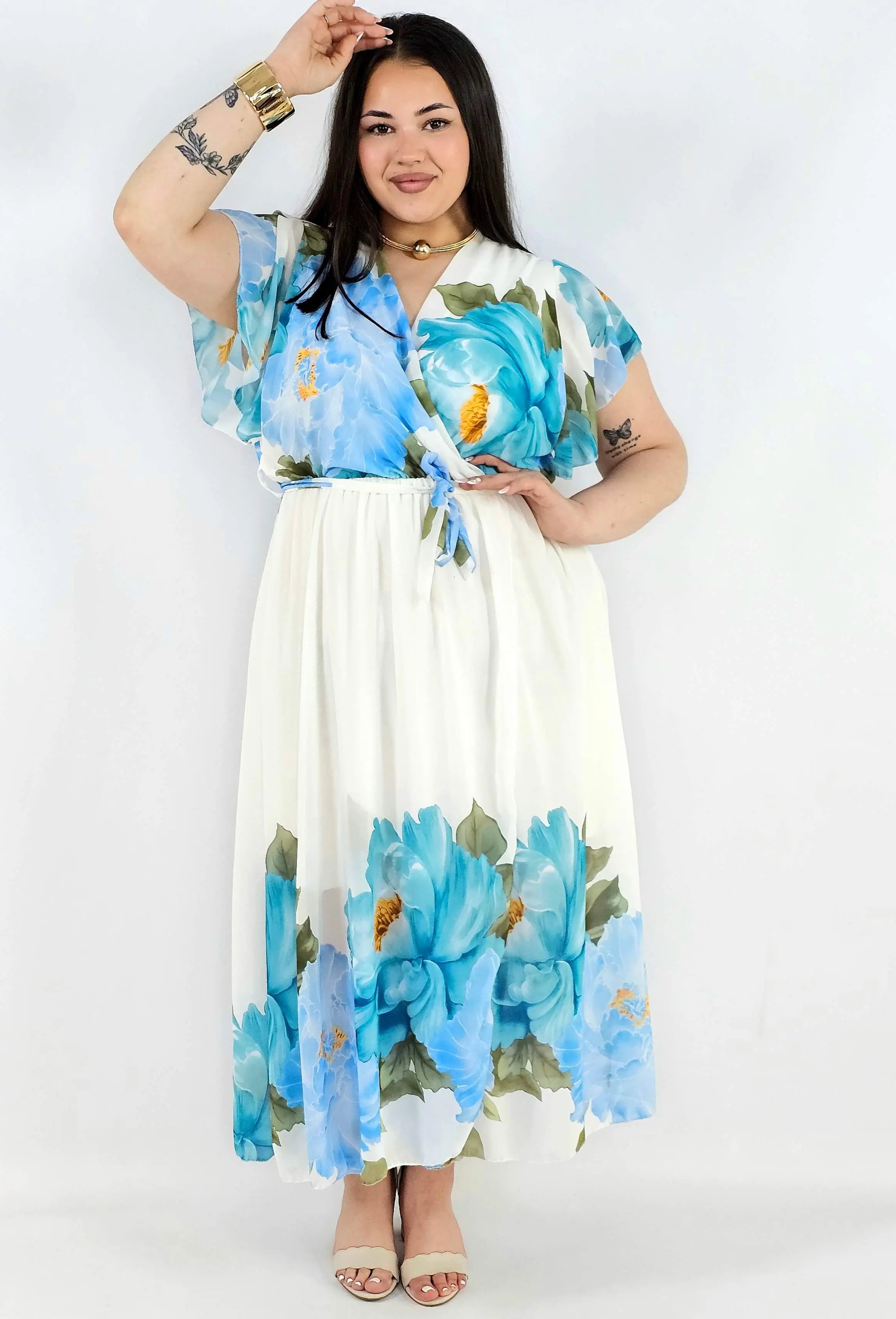 Sukienka plus size kopertowa XXL – elegancka i zwiewna propozycja na komunię i wesele Stylowa XL