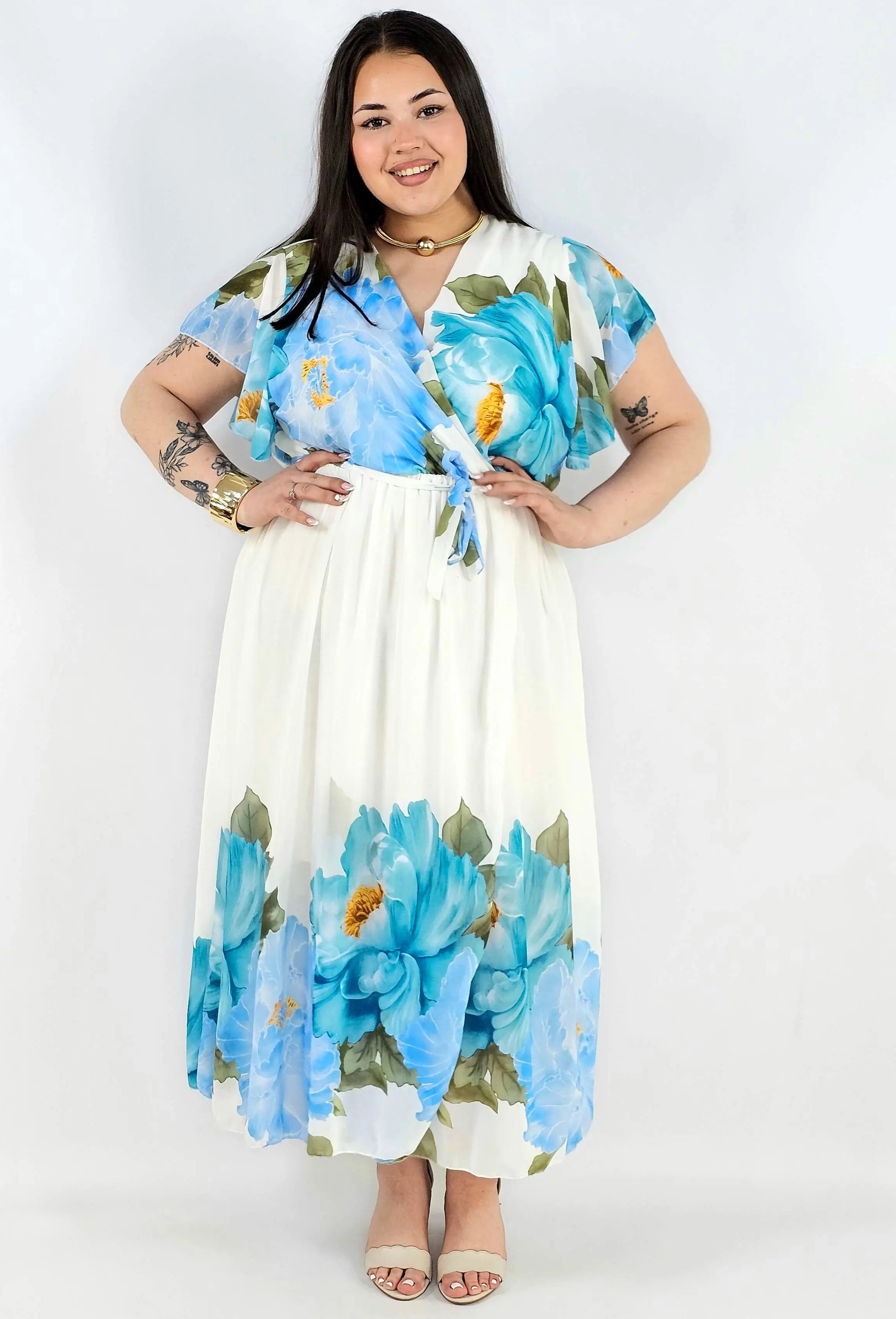 Sukienka plus size kopertowa XXL – elegancka i zwiewna propozycja na komunię i wesele Stylowa XL