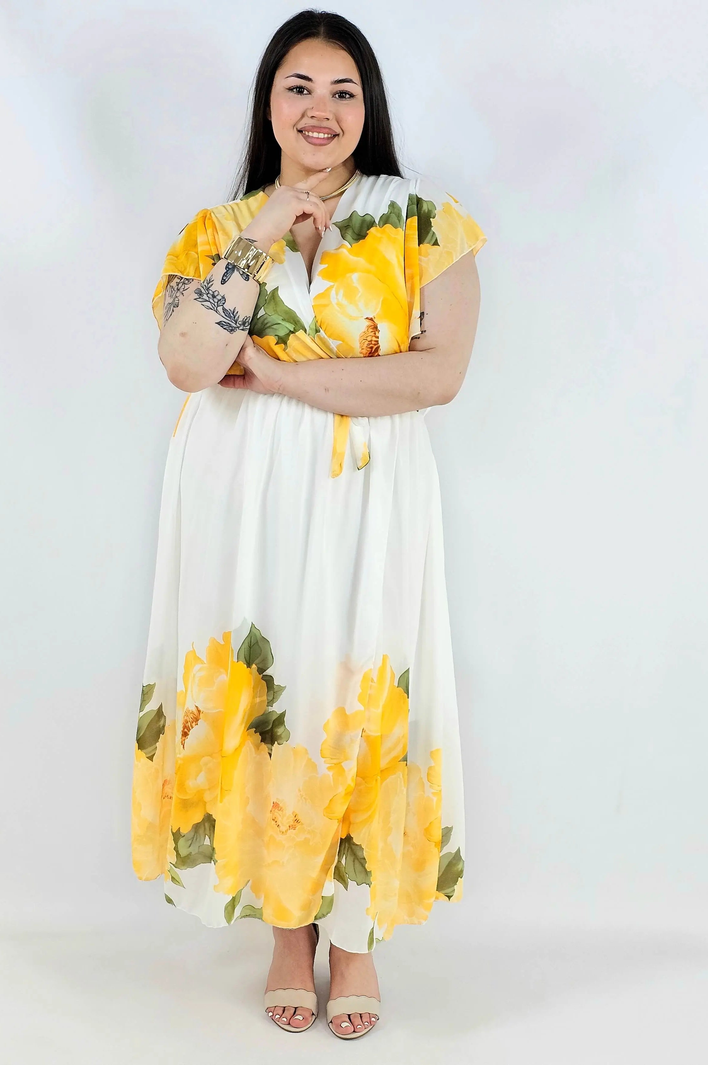 Sukienka plus size kopertowa XXL – elegancka i zwiewna propozycja na komunię i wesele Stylowa XL