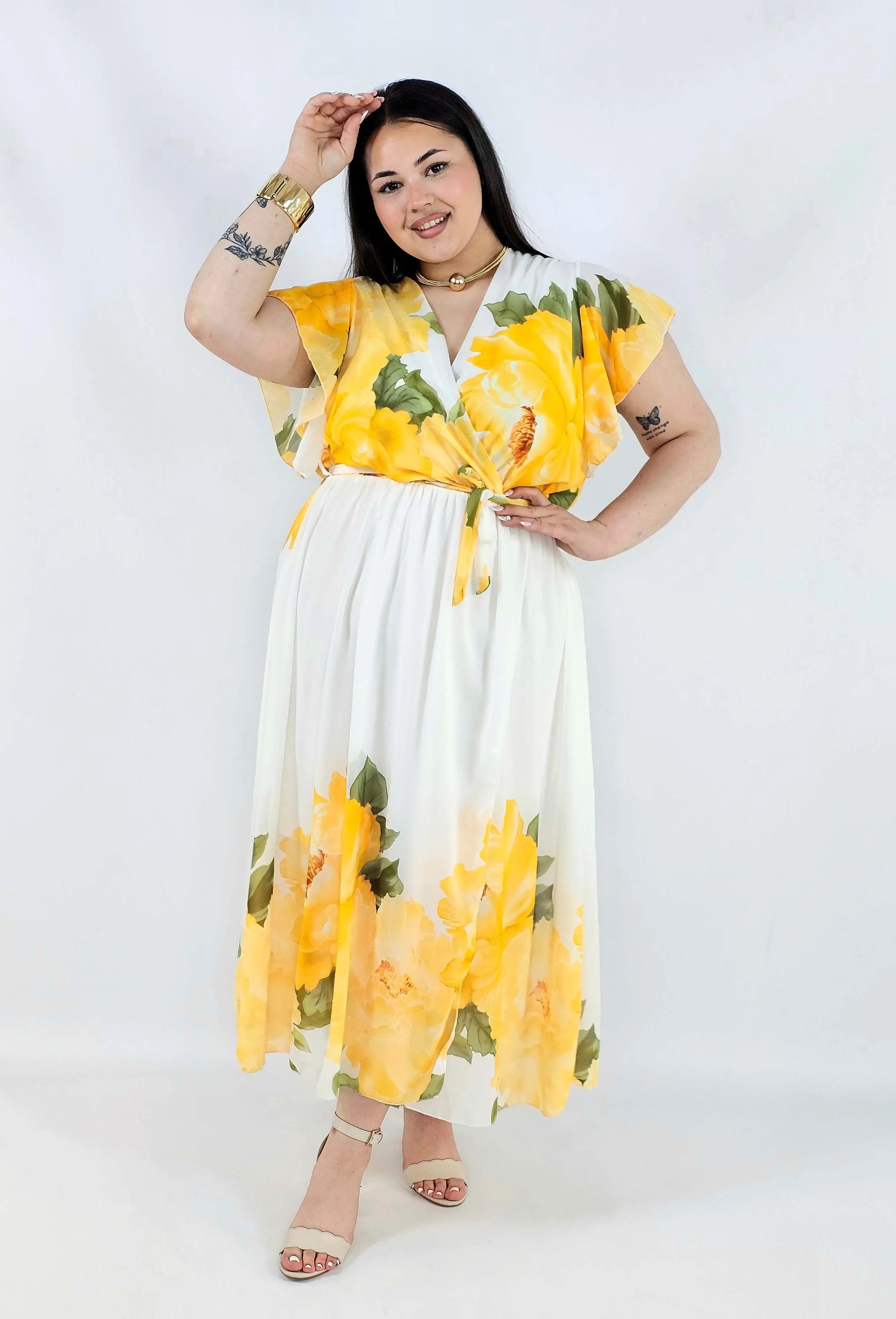 Sukienka plus size kopertowa XXL – elegancka i zwiewna propozycja na komunię i wesele Stylowa XL