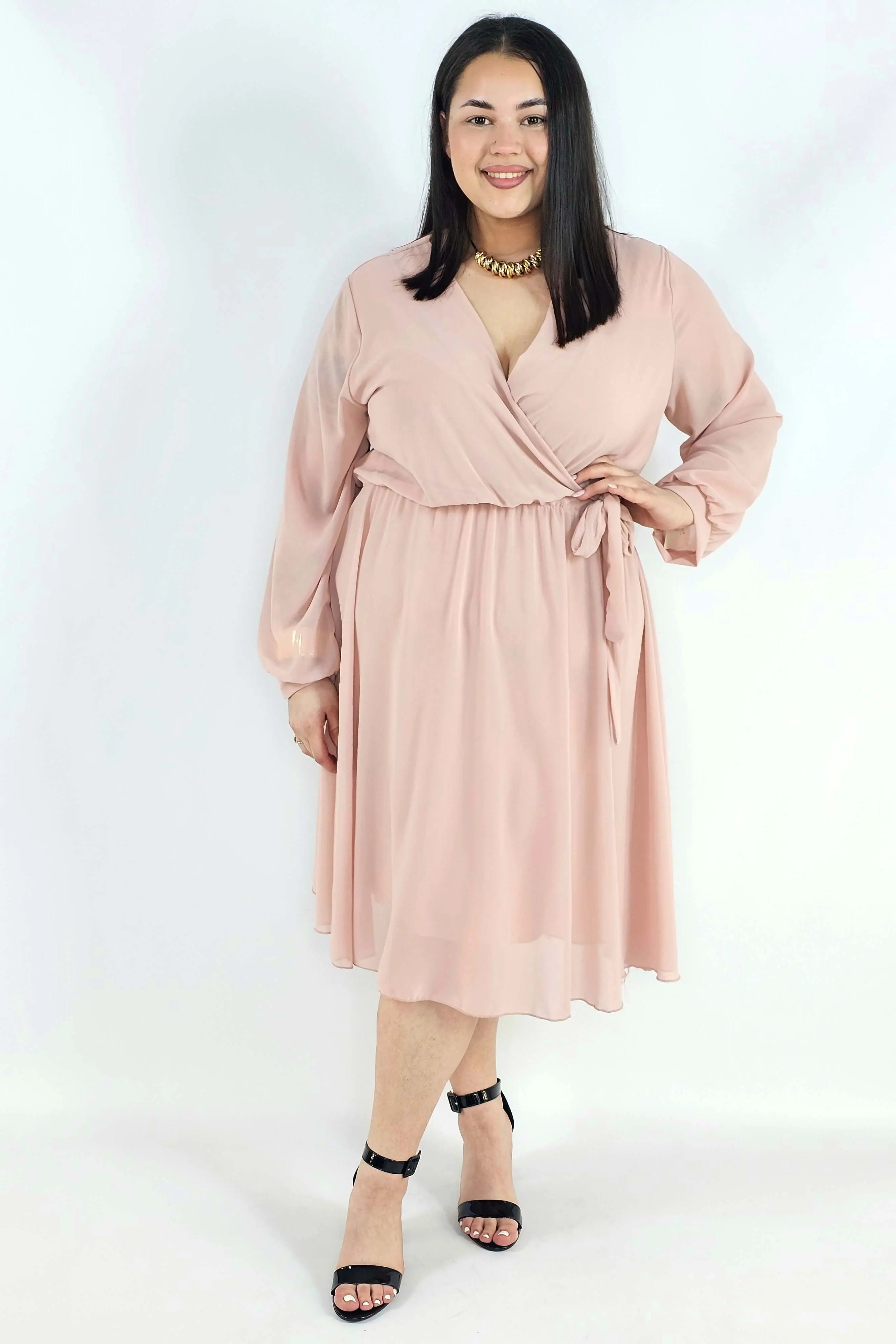 Sukienka plus size kopertowa – elegancka sukienka damska XXL z wiązaniem Stylowa XL