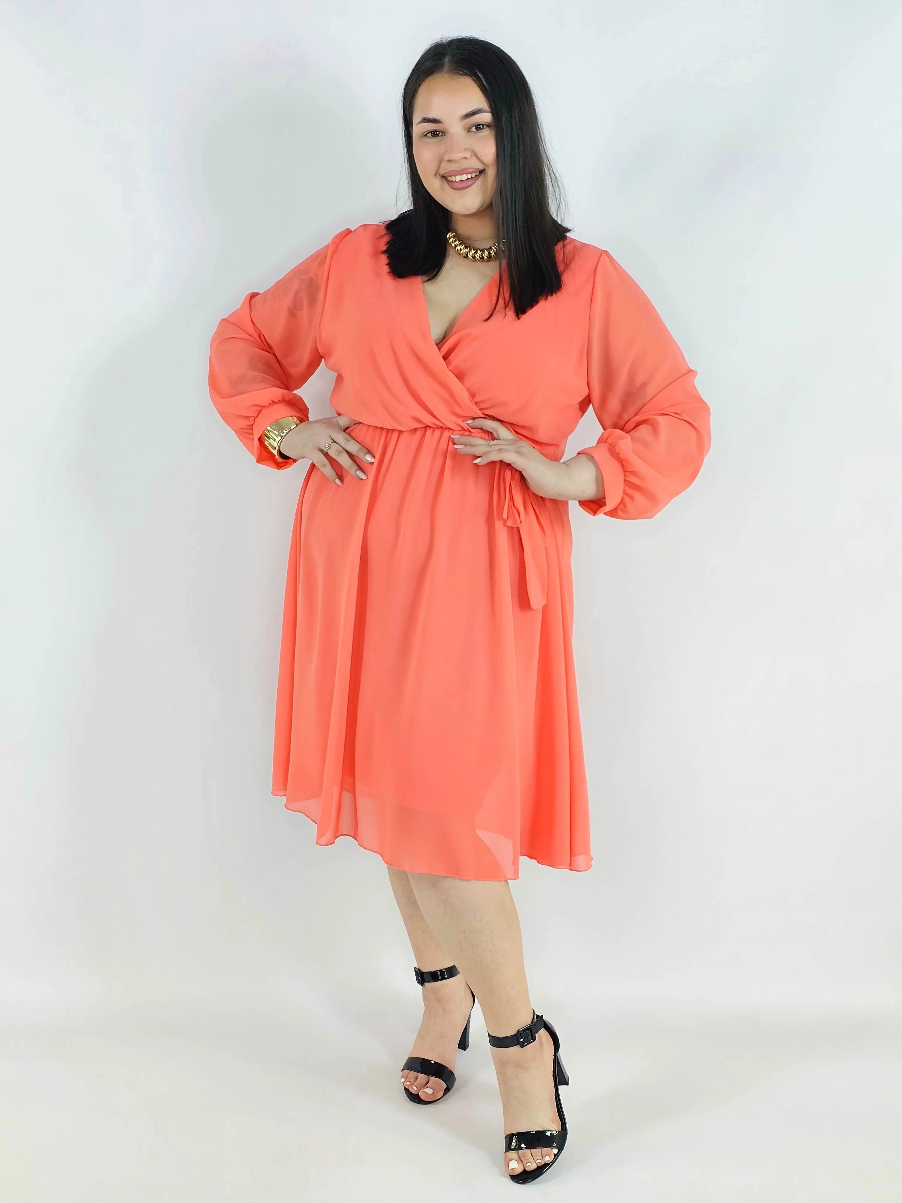Sukienka plus size kopertowa – elegancka sukienka damska XXL z wiązaniem Stylowa XL