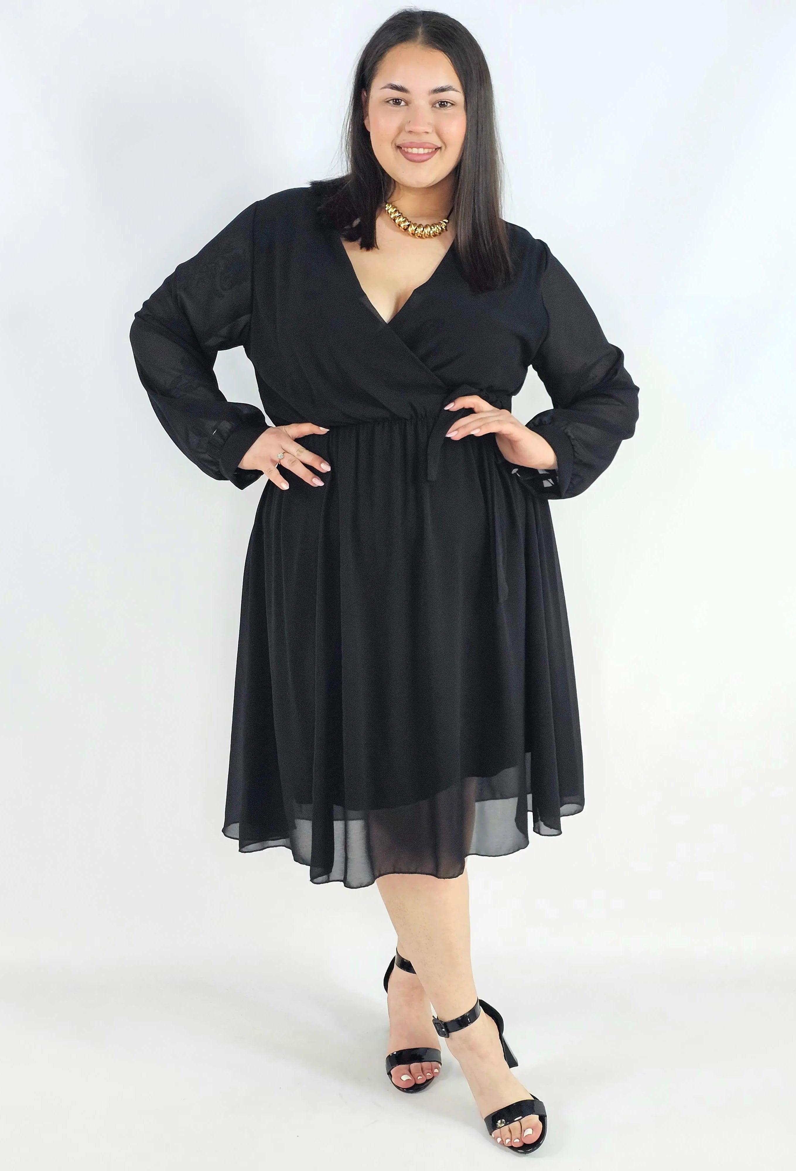 Sukienka plus size kopertowa – elegancka sukienka damska XXL z wiązaniem Stylowa XL