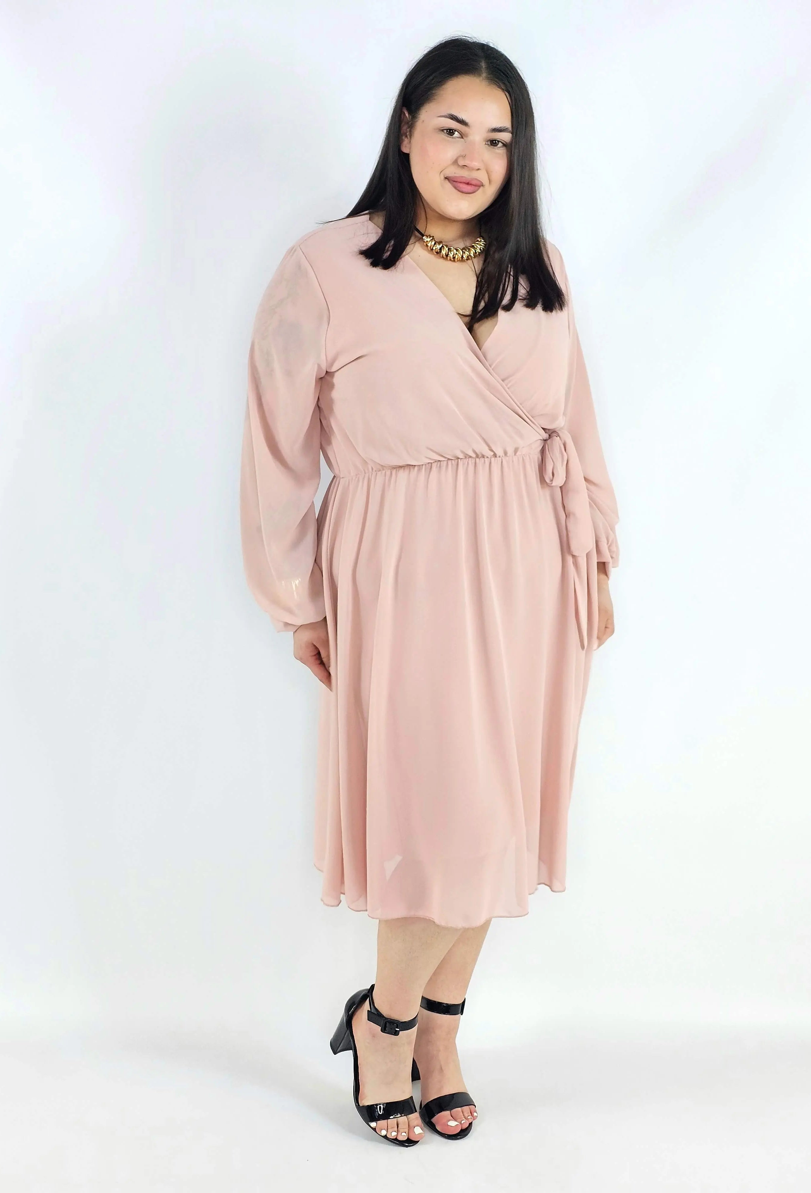 Sukienka plus size kopertowa – elegancka sukienka damska XXL z wiązaniem Stylowa XL