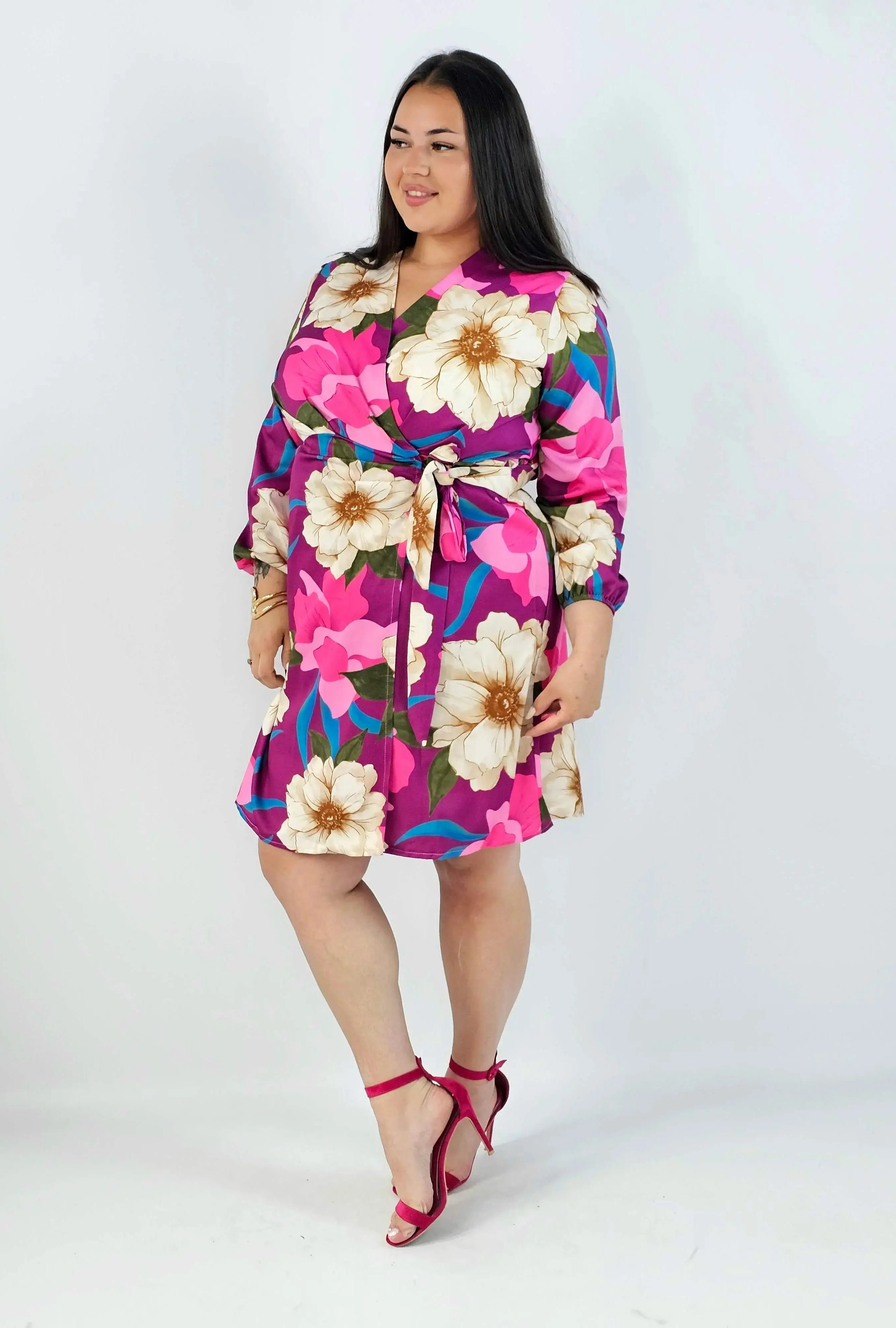 Sukienka plus size kopertowa z długim rękawem i wiązaniem w talii Stylowa XL