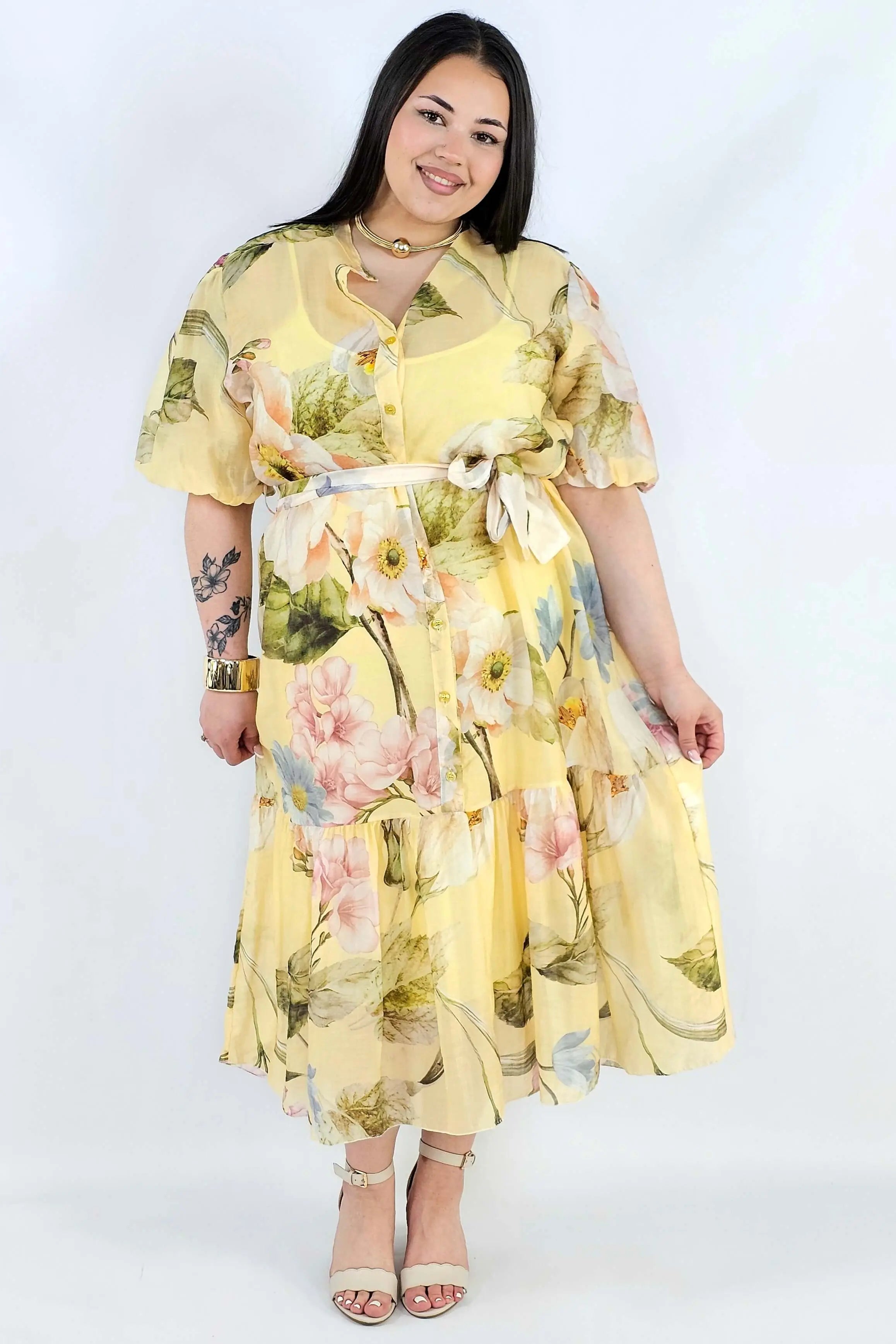 Sukienka plus size koszulowa w kwiaty XXL – elegancja i lekkość na komunię i wesele Stylowa XL