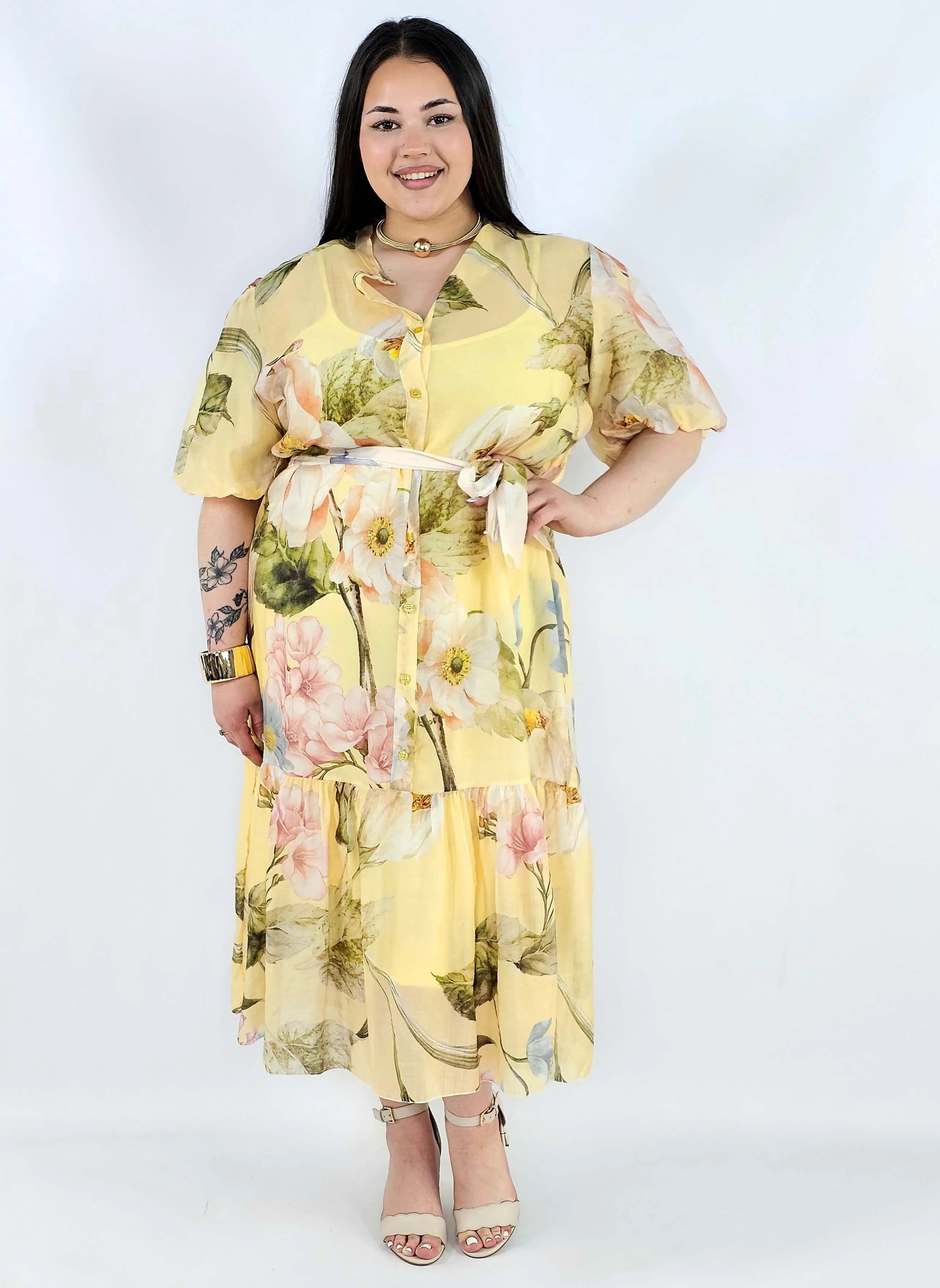 Sukienka plus size koszulowa w kwiaty XXL – elegancja i lekkość na komunię i wesele Stylowa XL