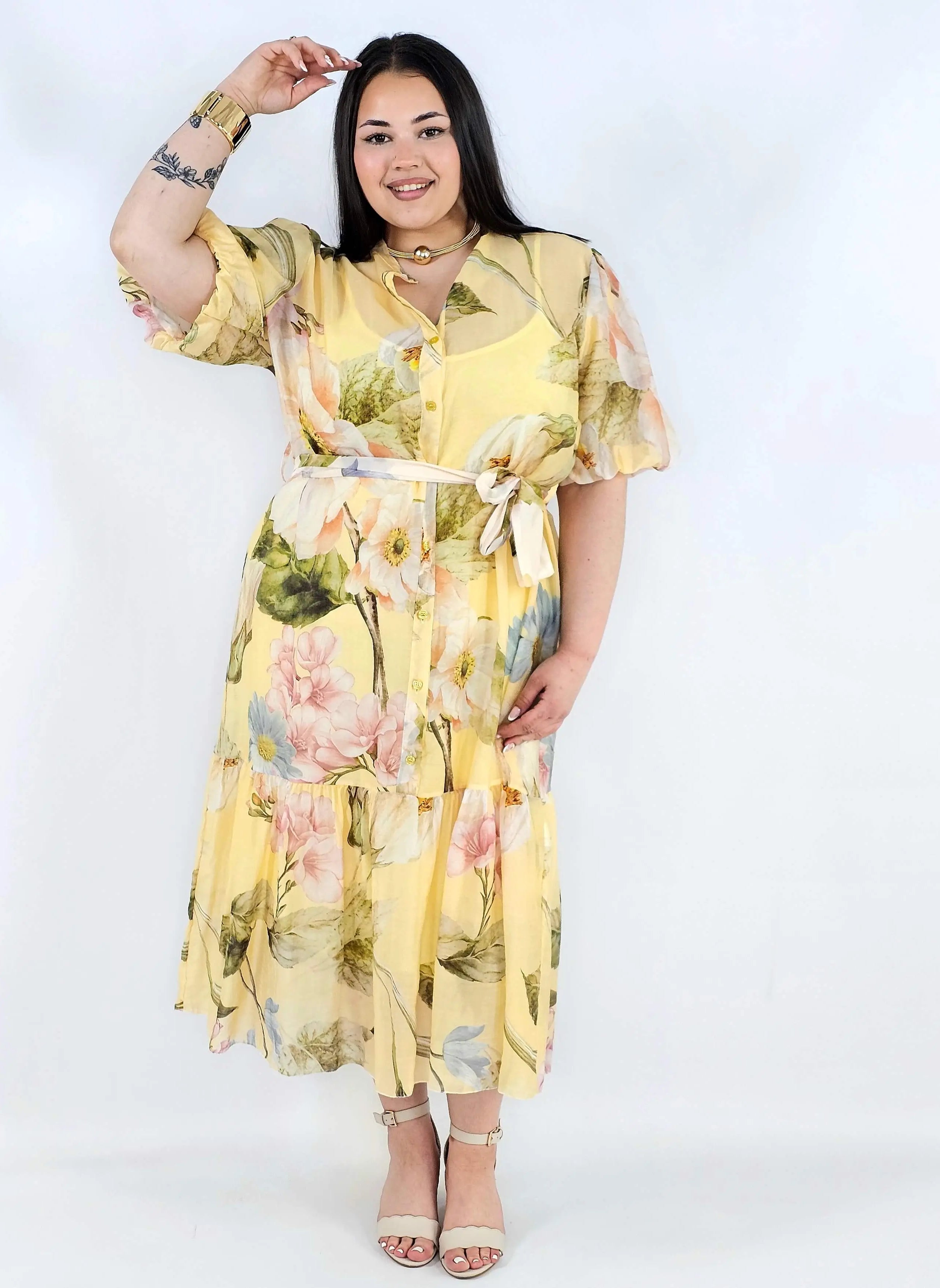 Sukienka plus size koszulowa w kwiaty XXL – elegancja i lekkość na komunię i wesele Stylowa XL