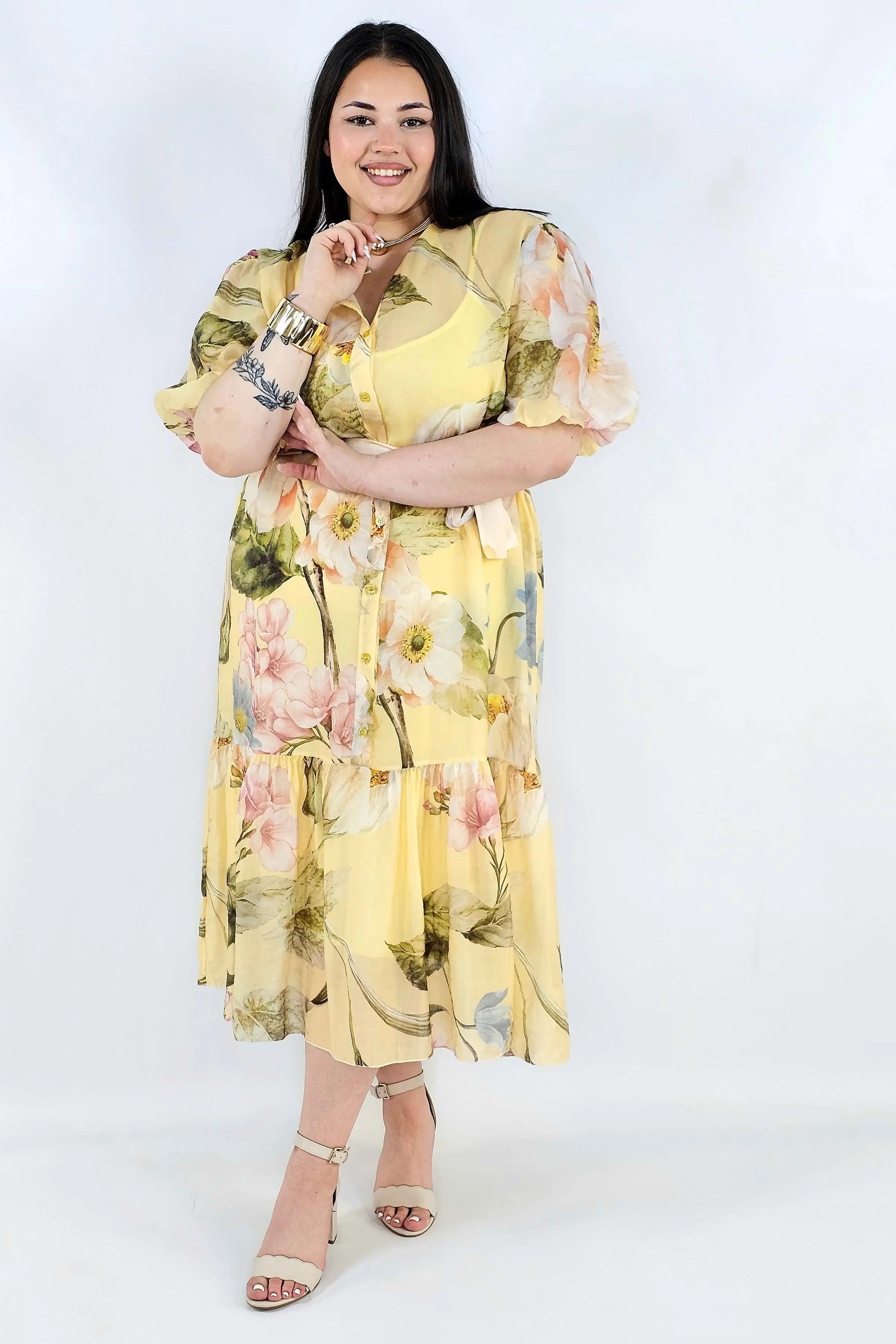 Sukienka plus size koszulowa w kwiaty XXL – elegancja i lekkość na komunię i wesele Stylowa XL