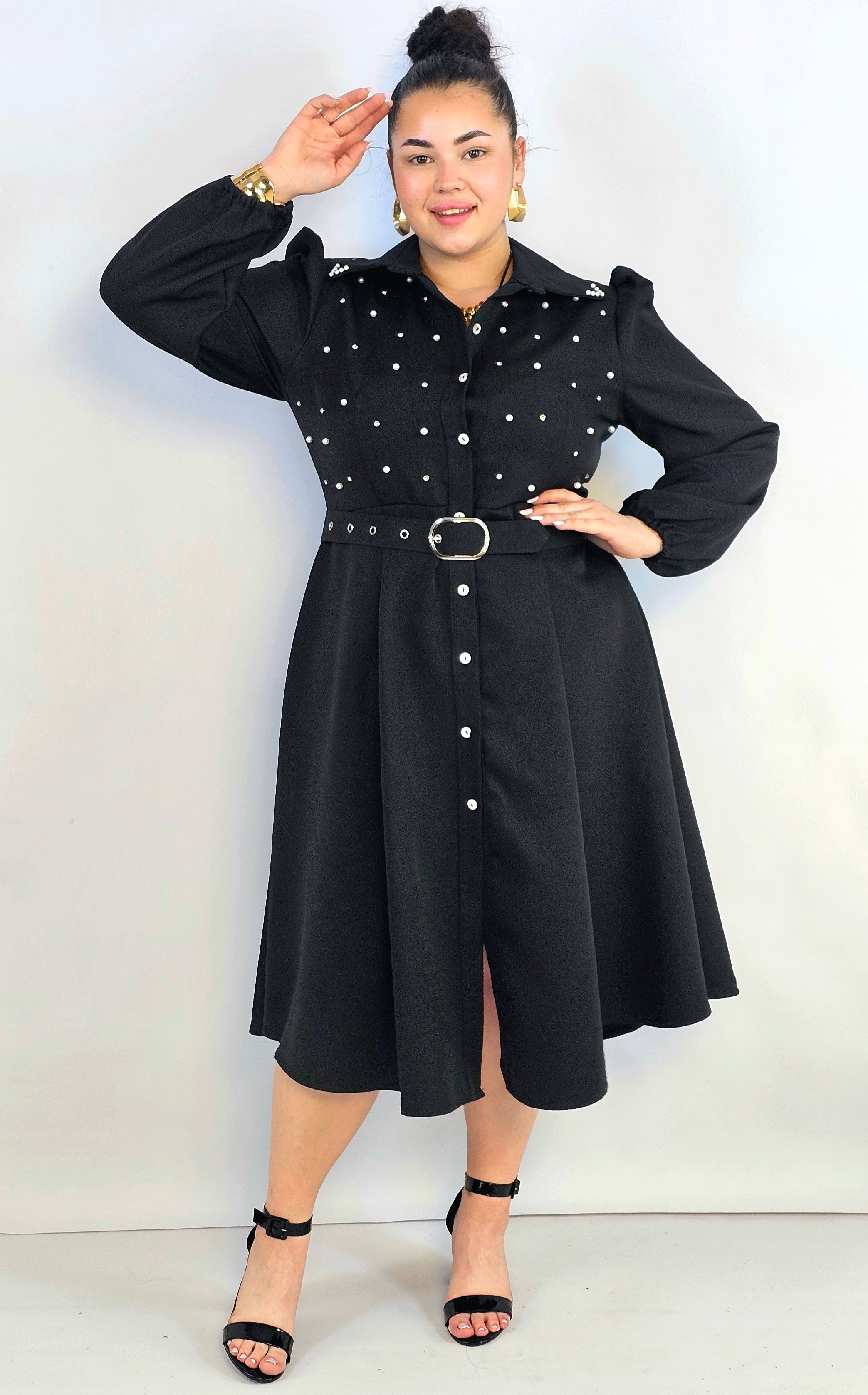 Sukienka plus size koszulowa z perełkami – elegancja z charakterem XXL Stylowa XL