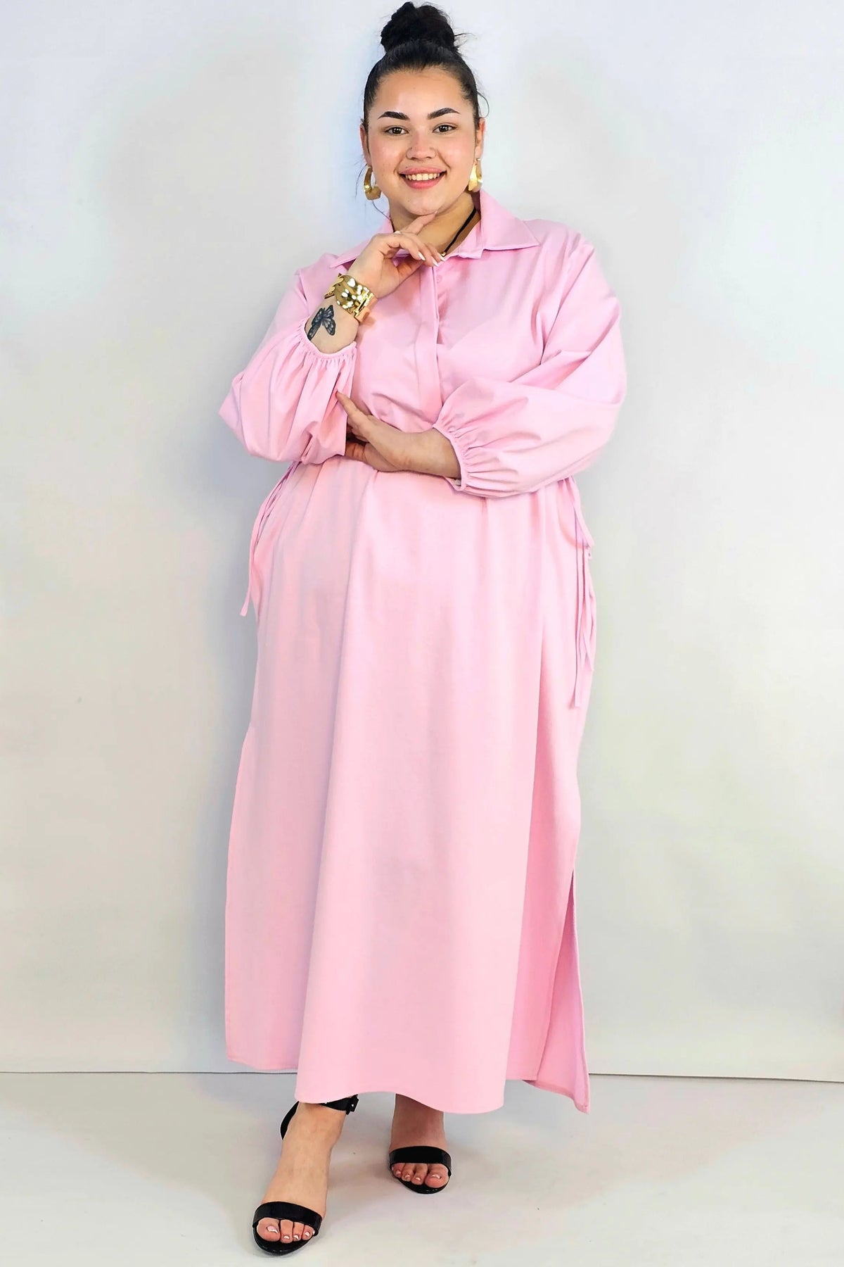 Sukienka plus size koszulowa z wiązaniem – wygodna elegancja XXL Stylowa XL