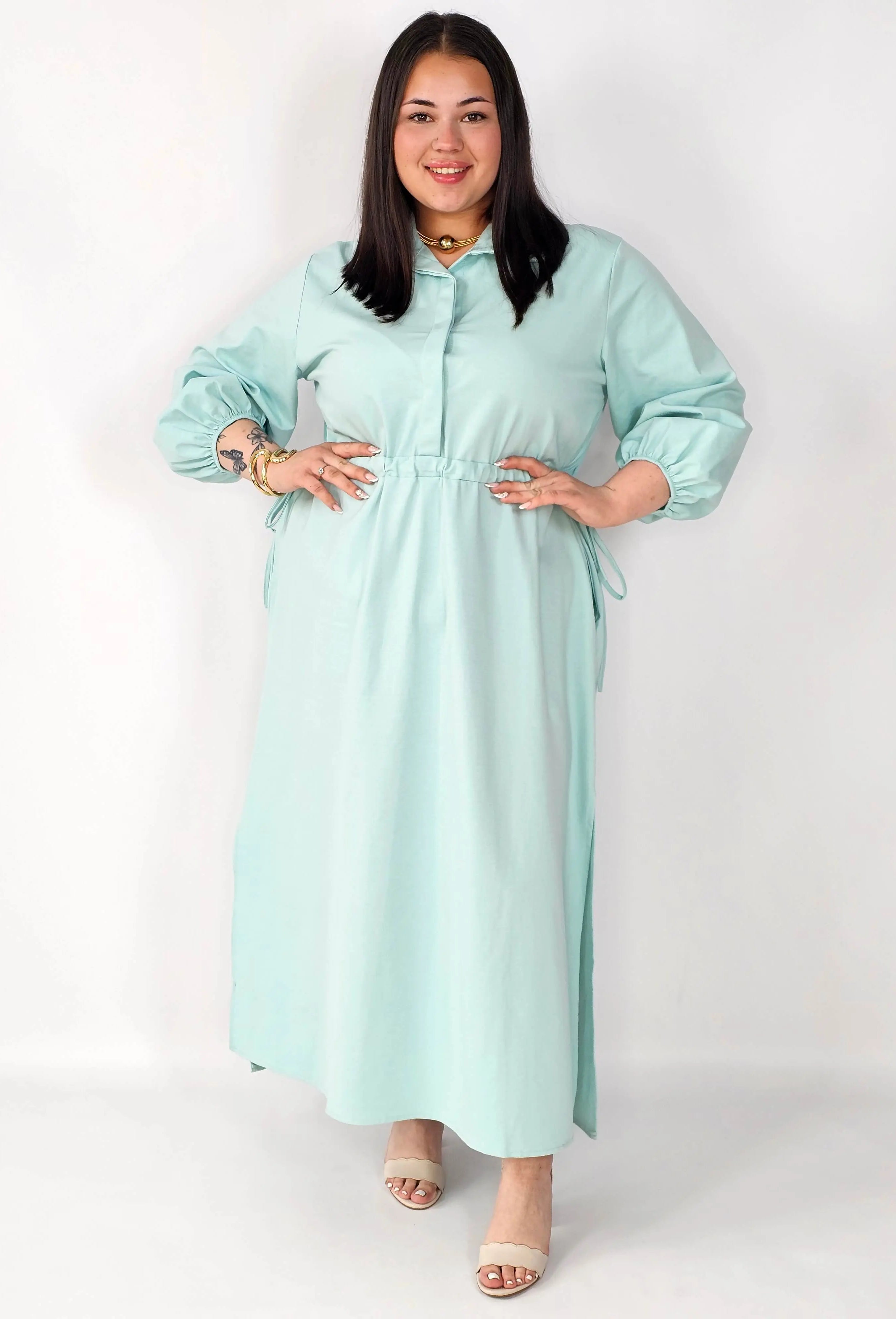 Sukienka plus size koszulowa z wiązaniem – wygodna elegancja XXL Stylowa XL
