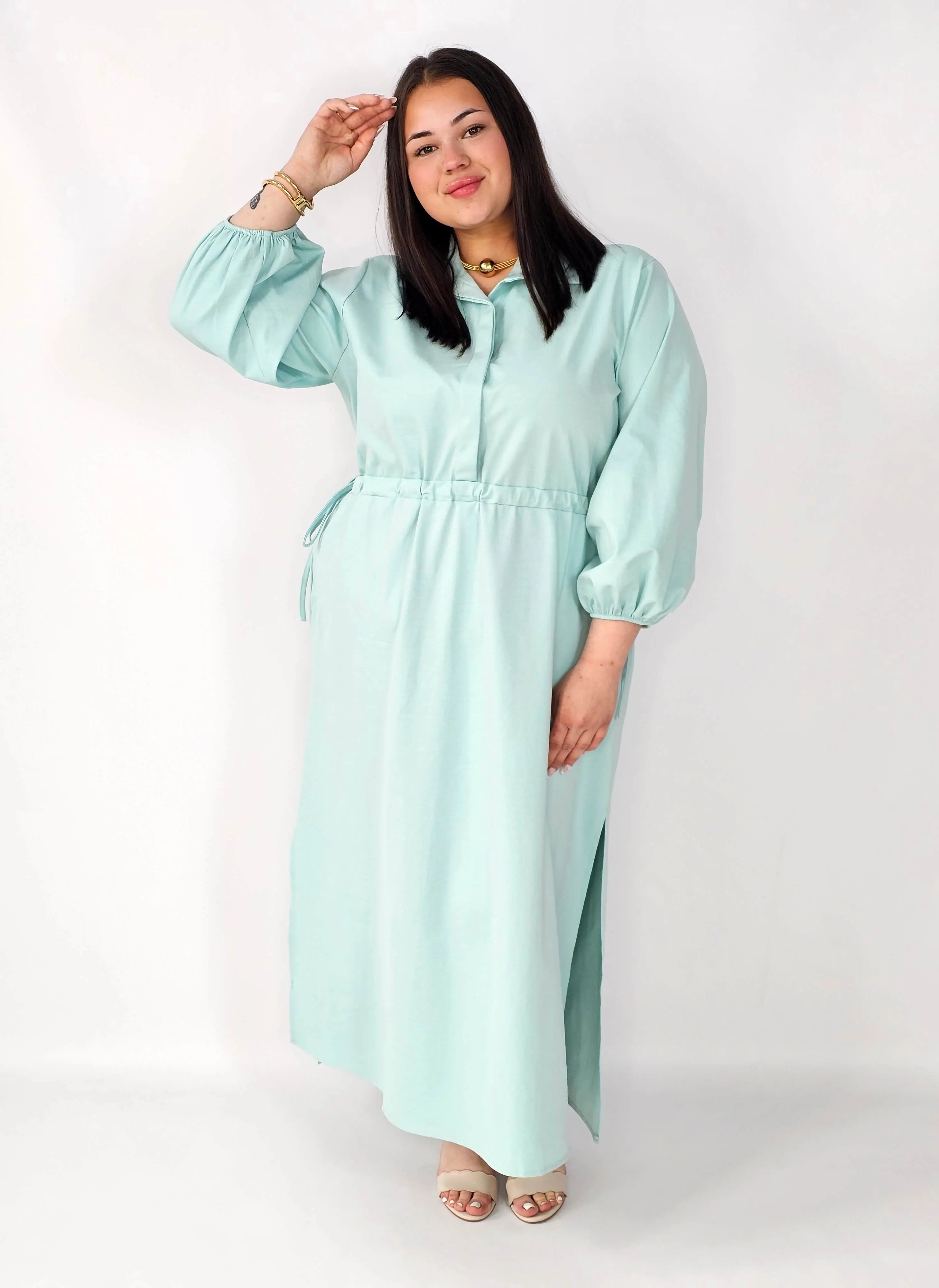 Sukienka plus size koszulowa z wiązaniem – wygodna elegancja XXL Stylowa XL