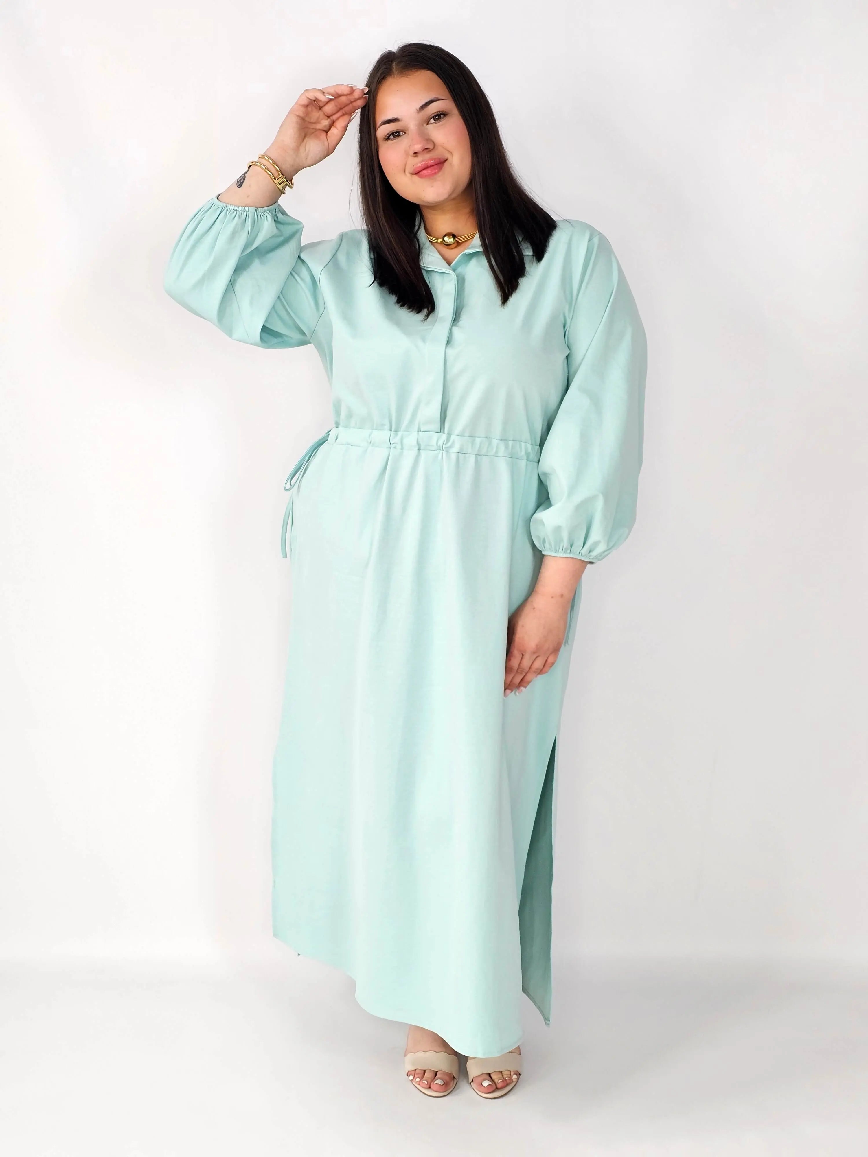 Sukienka plus size koszulowa z wiązaniem – wygodna elegancja XXL Stylowa XL