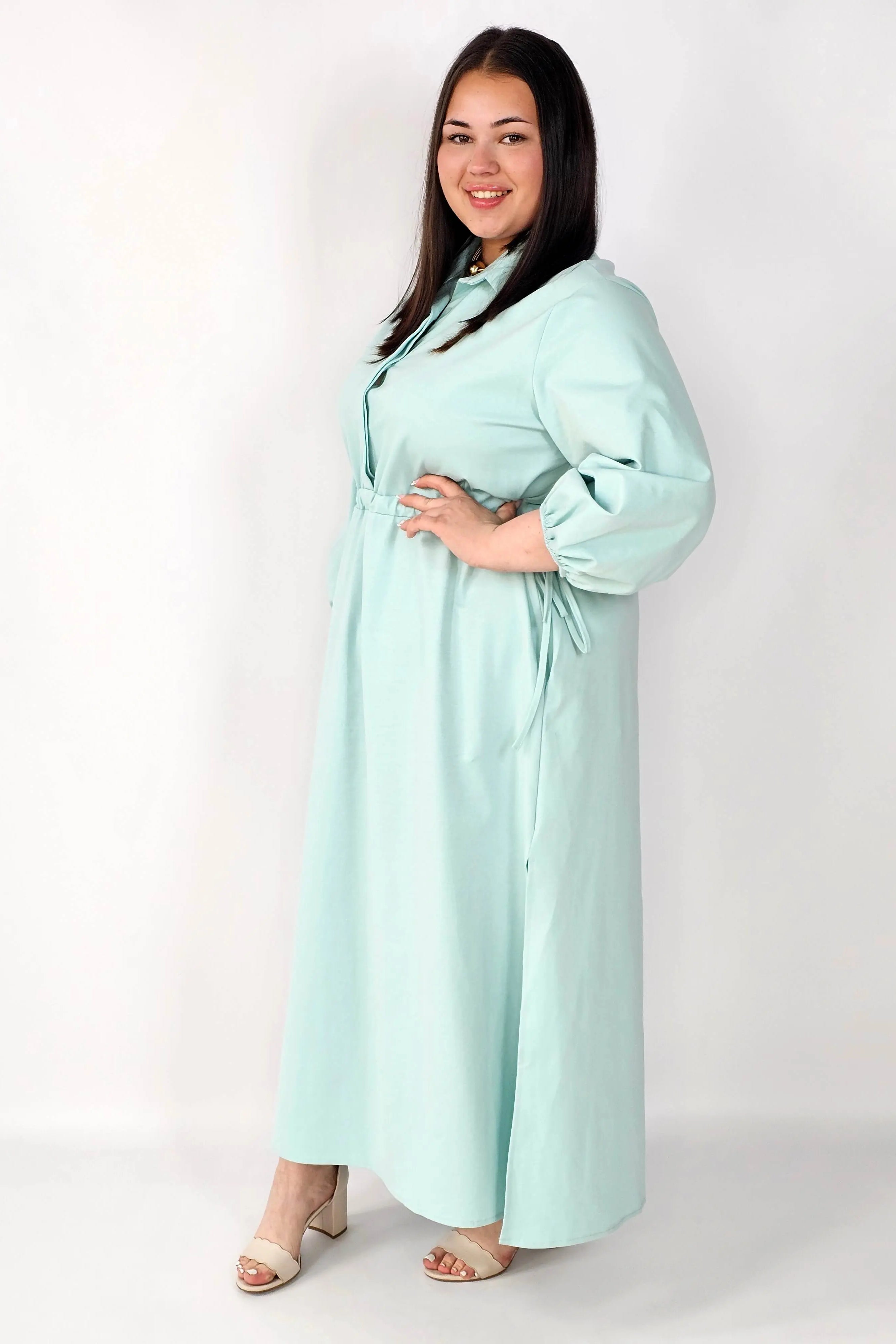 Sukienka plus size koszulowa z wiązaniem – wygodna elegancja XXL Stylowa XL