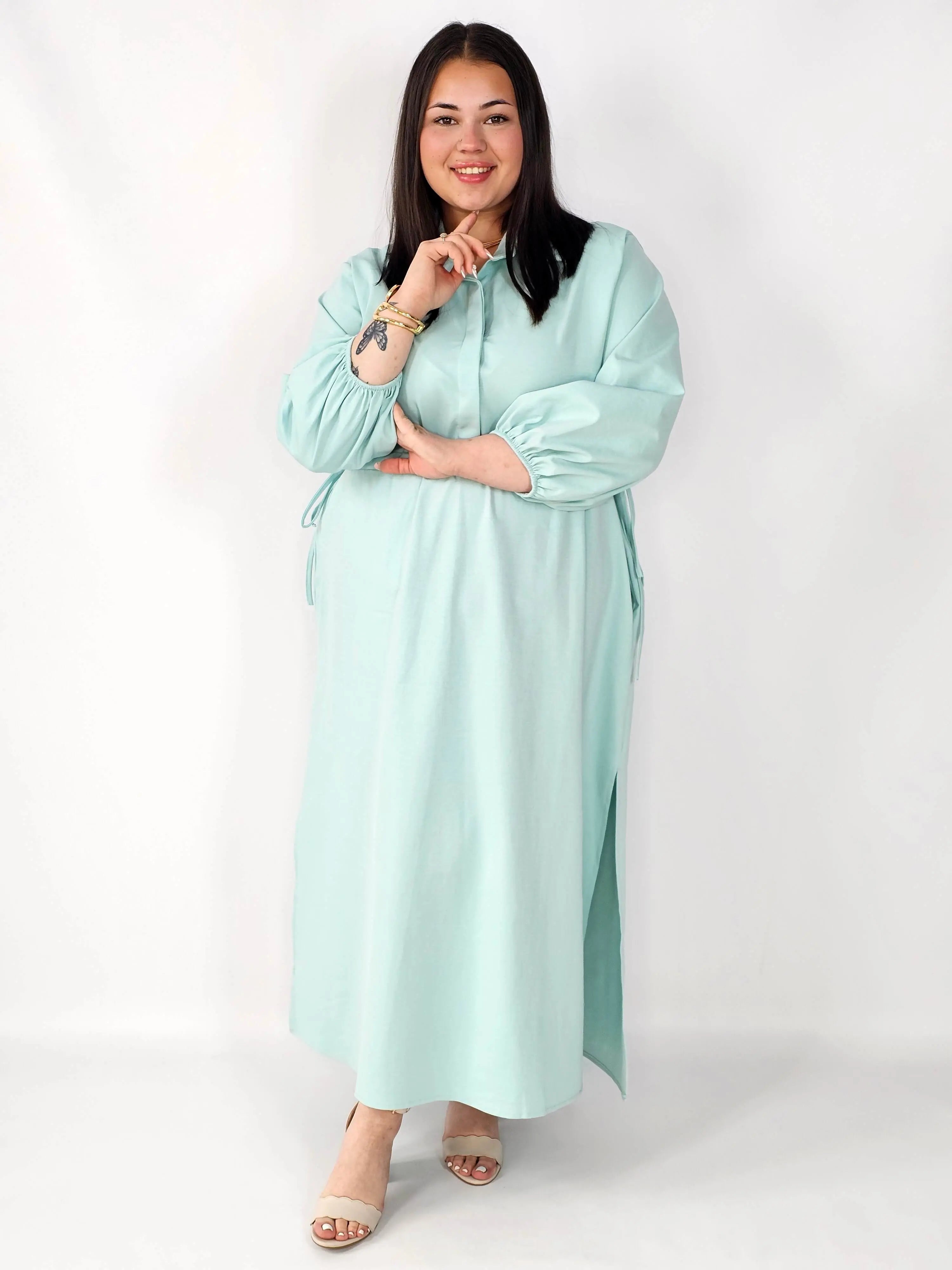 Sukienka plus size koszulowa z wiązaniem – wygodna elegancja XXL Stylowa XL