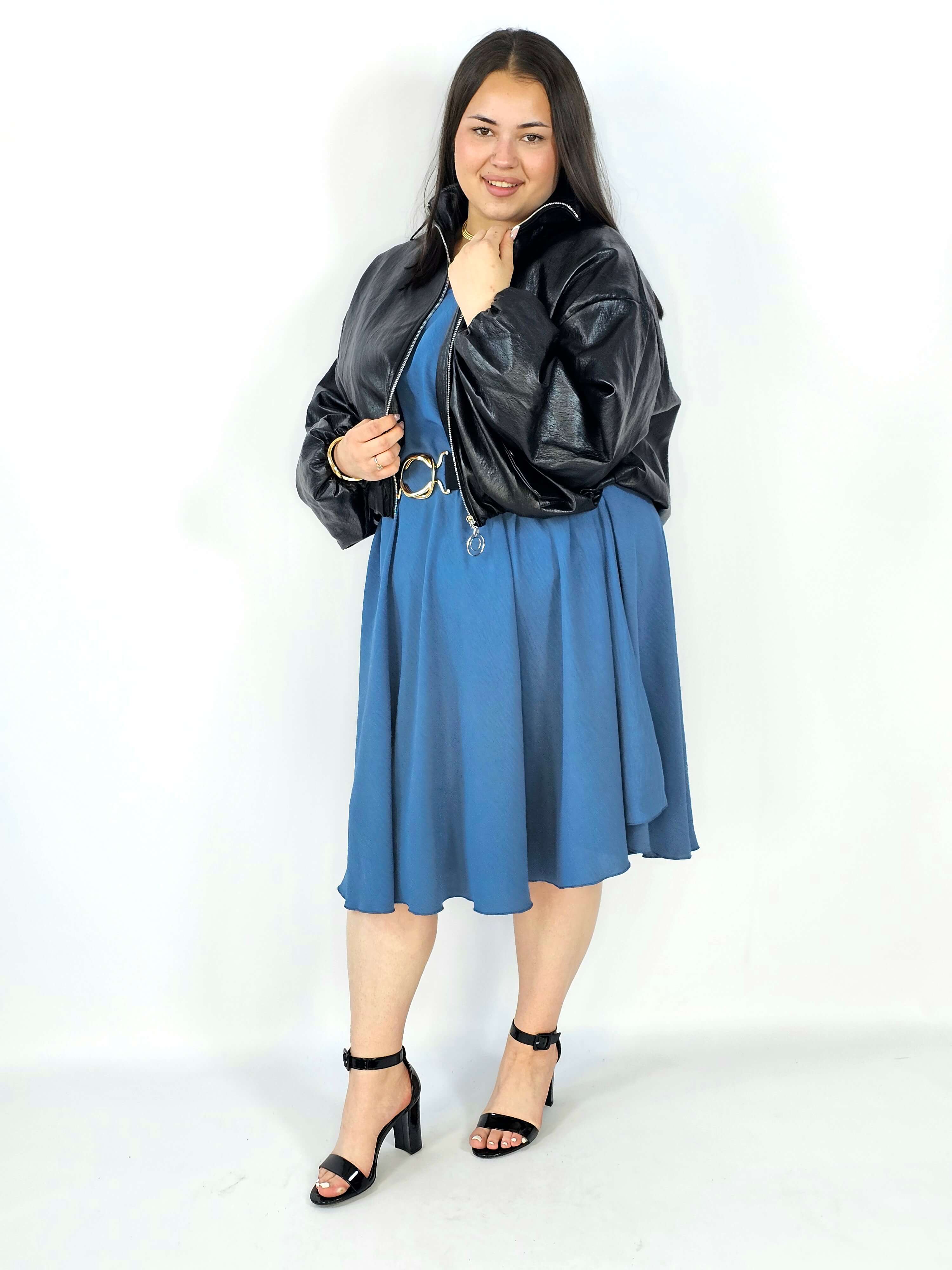 Sukienka plus size kreszowana – lekka, wygodna i stylowa XXL Stylowa XL