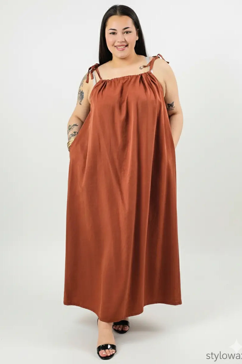 Sukienka plus size maxi na ramiączkach – lekka, zwiewna i wygodna XXL Stylowa XL