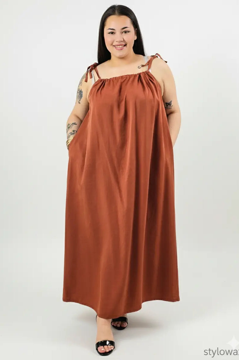 Sukienka plus size maxi na ramiączkach – lekka, zwiewna i wygodna XXL Stylowa XL