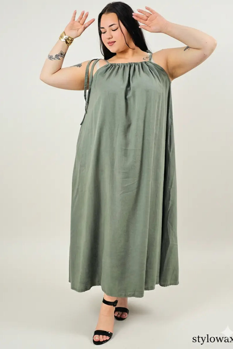 Sukienka plus size maxi na ramiączkach – lekka, zwiewna i wygodna XXL Stylowa XL