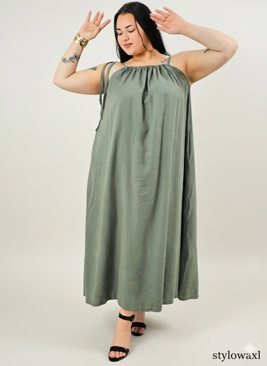 Sukienka plus size maxi na ramiączkach – lekka, zwiewna i wygodna XXL Stylowa XL