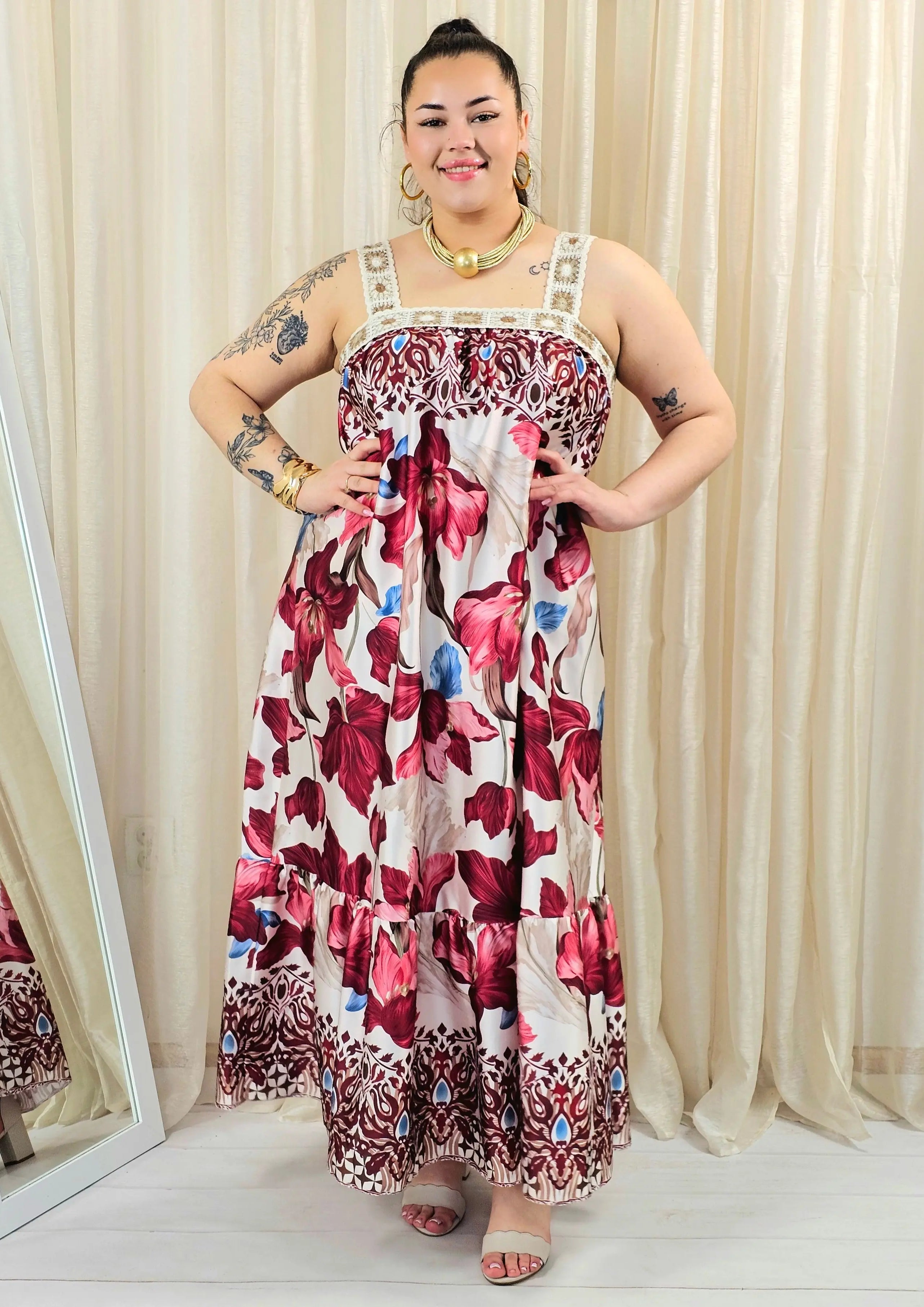 Sukienka plus size maxi na szerokich ramiączkach Stylowa XL