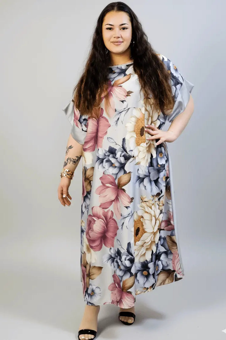 Sukienka plus size maxi w kwiaty – elegancka sukienka XXL z krótkim rękawem Stylowa XL