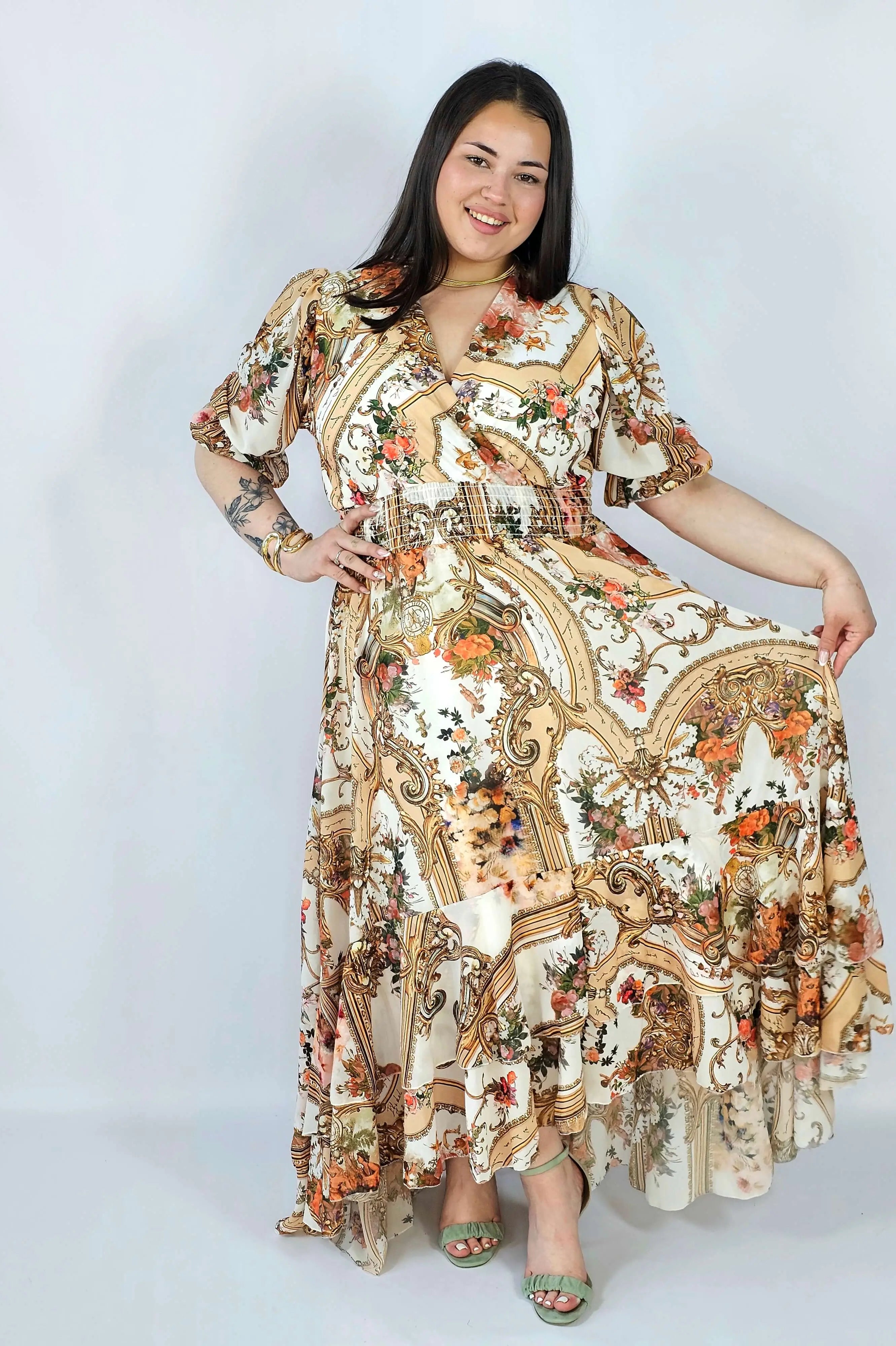 Sukienka plus size maxi z efektownym printem – styl, który robi wrażenie XXL Stylowa XL
