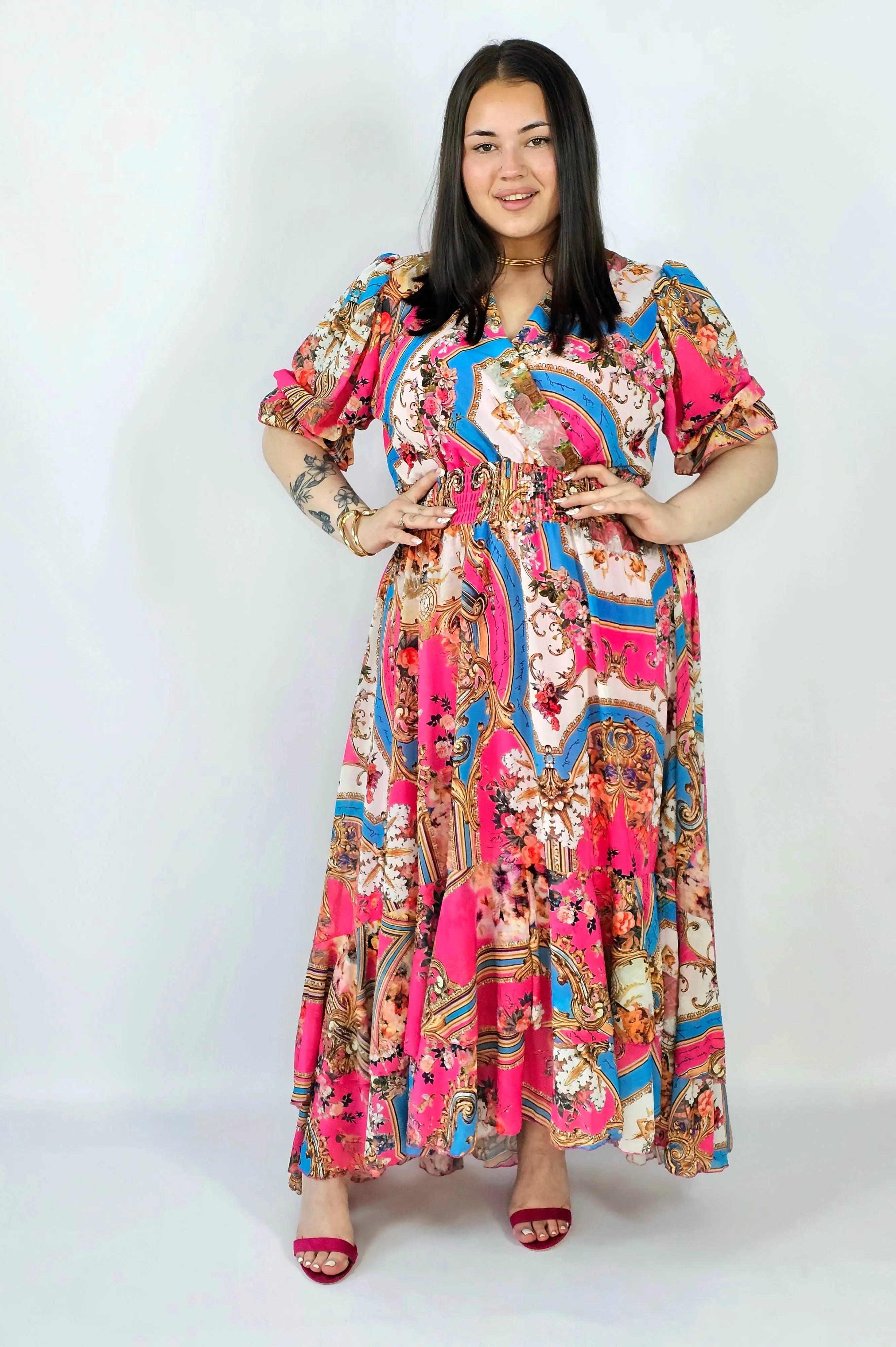 Sukienka plus size maxi z efektownym printem – styl, który robi wrażenie XXL Stylowa XL