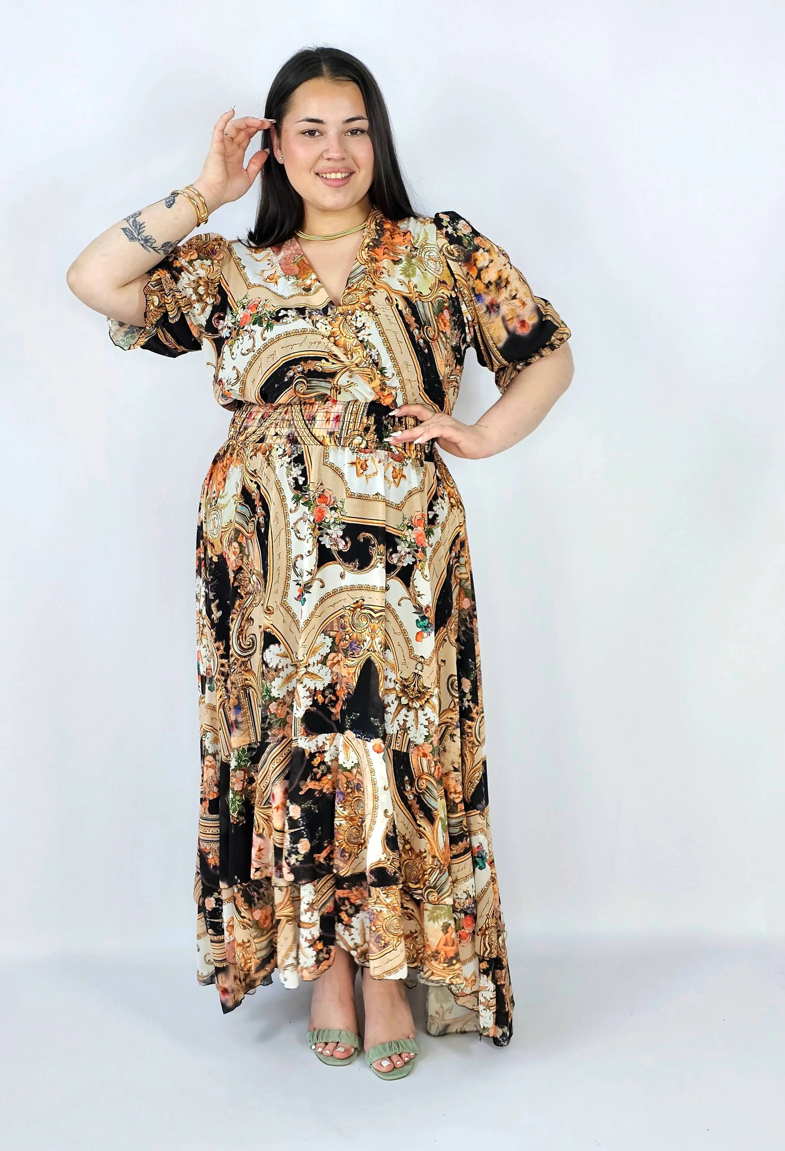 Sukienka plus size maxi z efektownym printem – styl, który robi wrażenie XXL Stylowa XL
