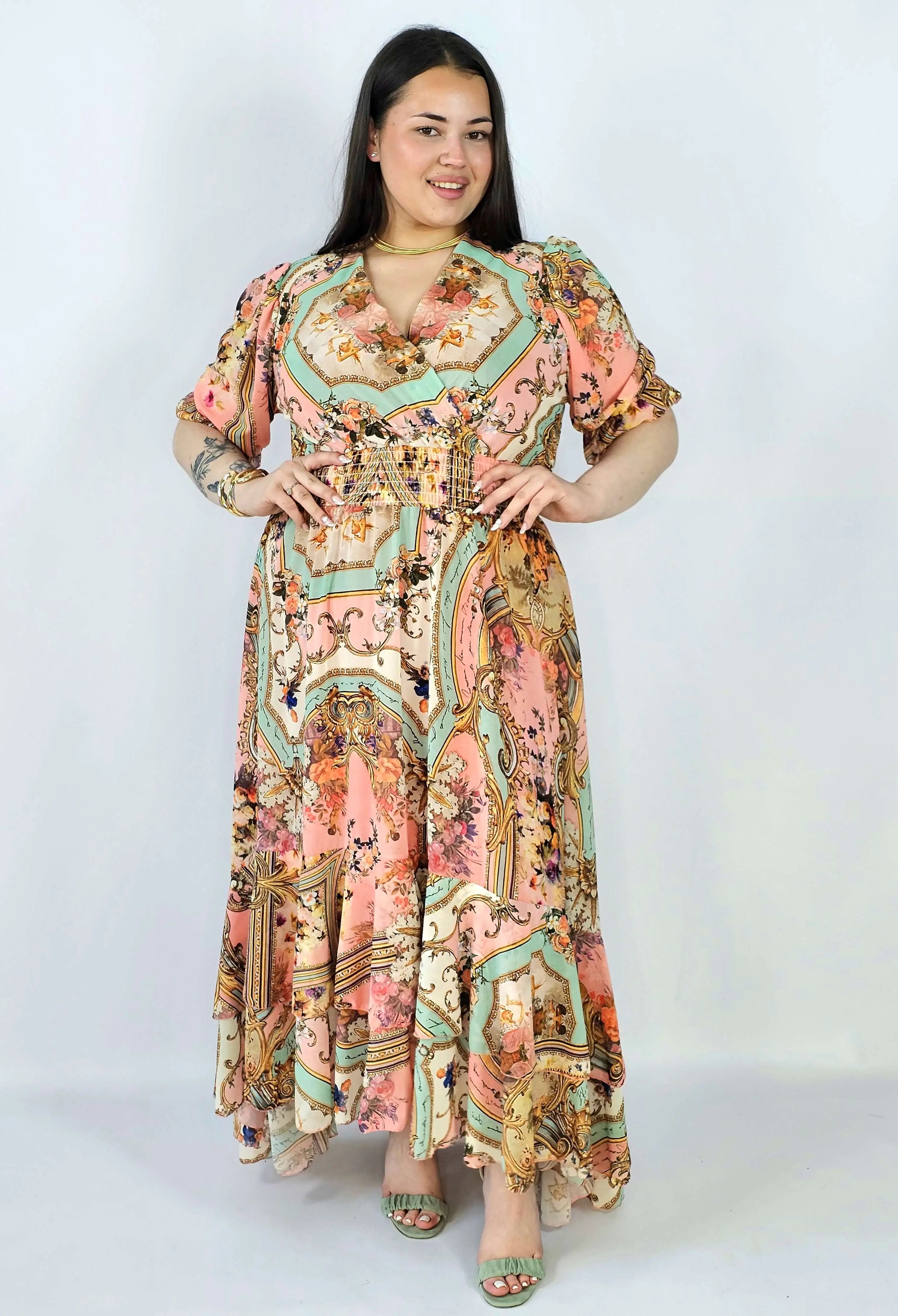 Sukienka plus size maxi z efektownym printem – styl, który robi wrażenie XXL Stylowa XL