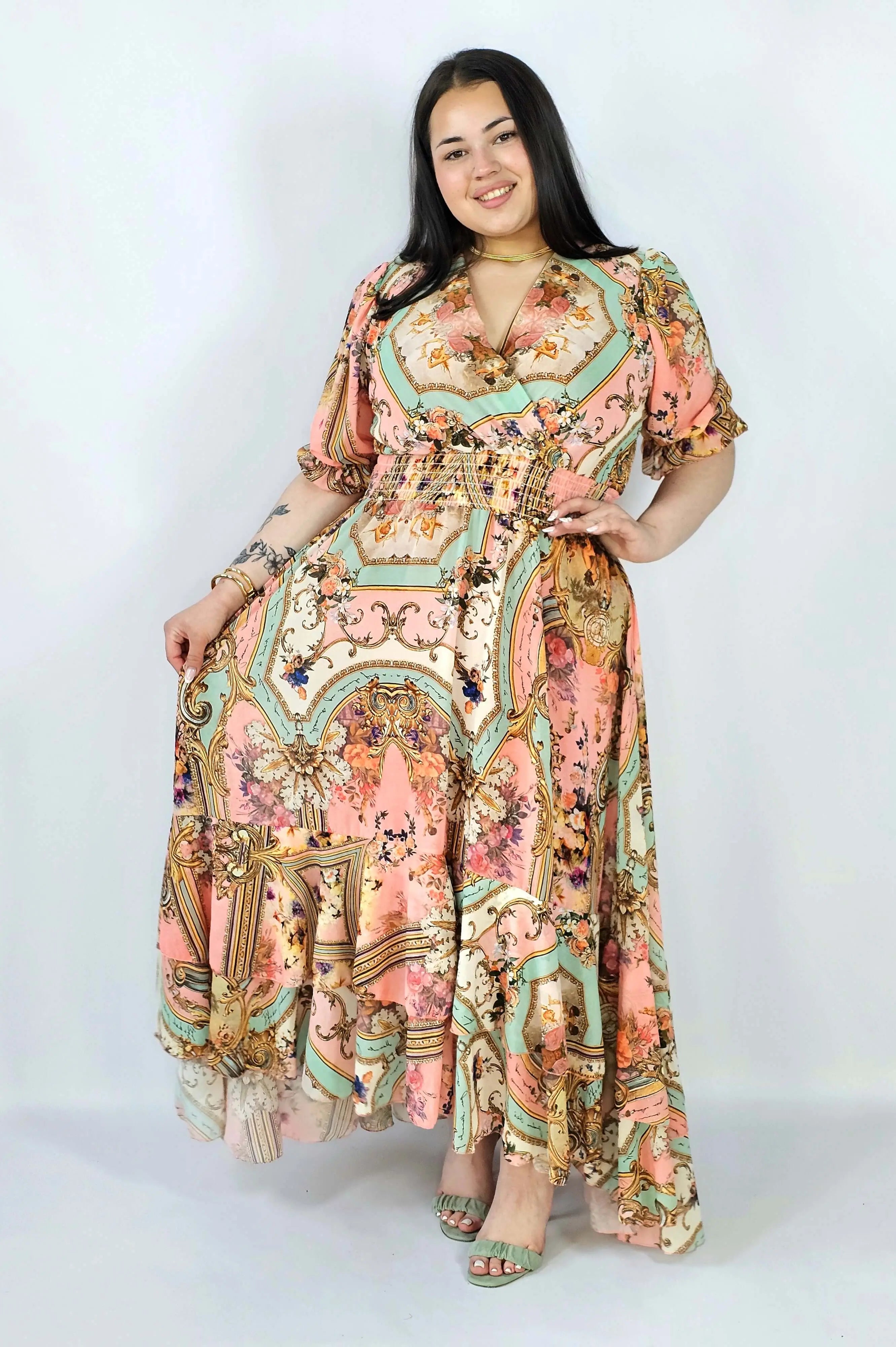 Sukienka plus size maxi z efektownym printem – styl, który robi wrażenie XXL Stylowa XL