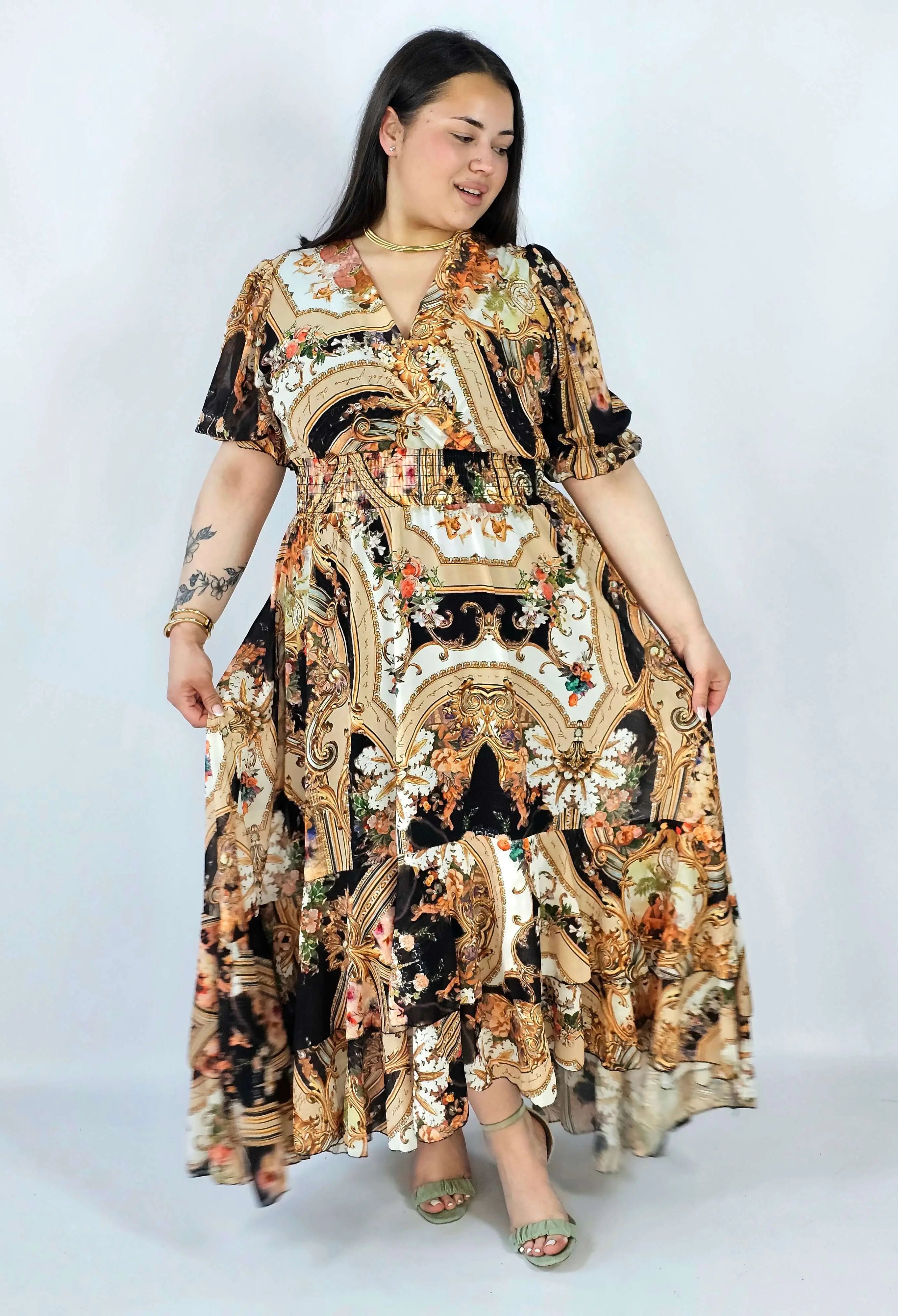 Sukienka plus size maxi z efektownym printem – styl, który robi wrażenie XXL Stylowa XL