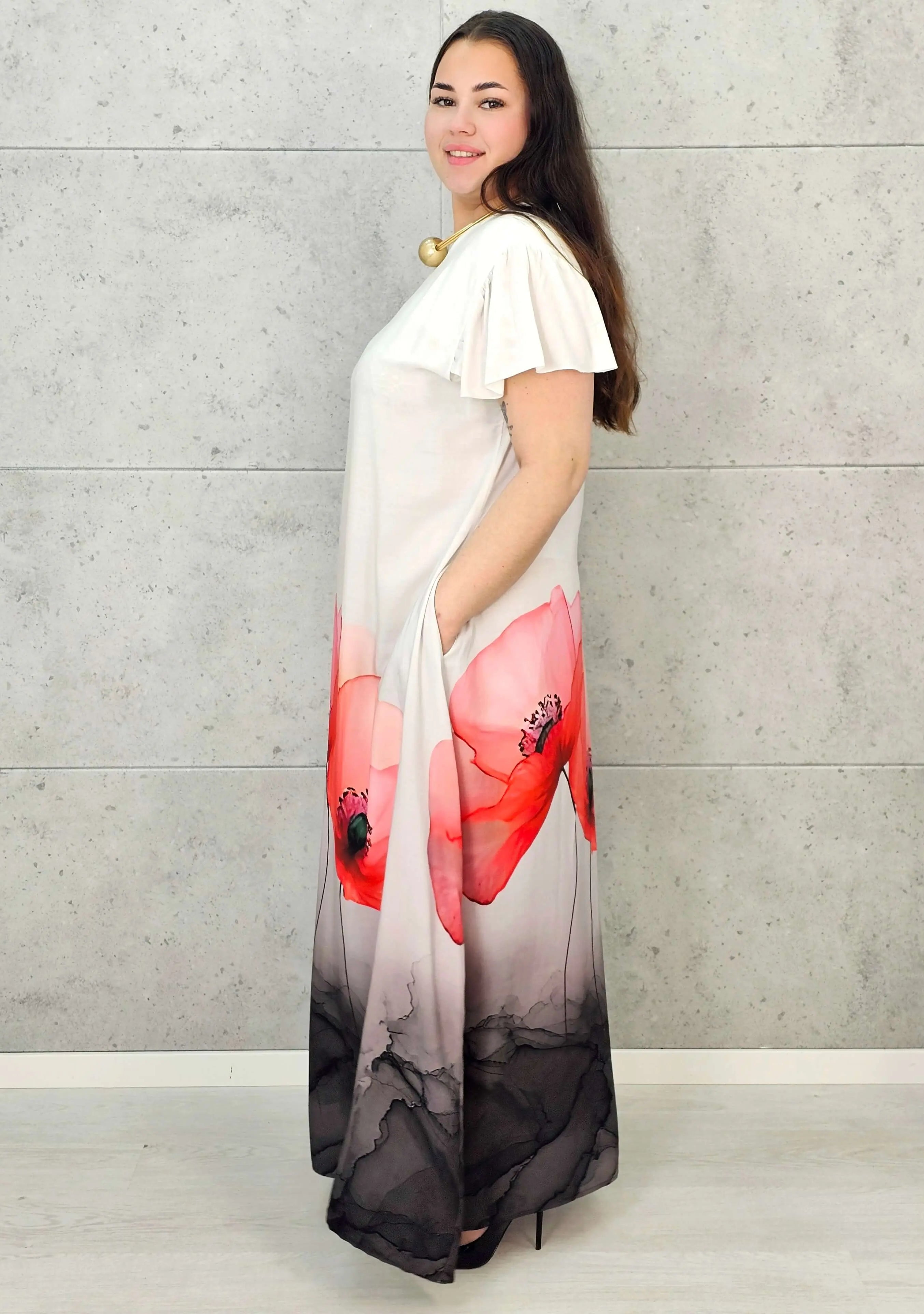 Sukienka plus size maxi z malarskim dołem – elegancka propozycja XXL Stylowa XL