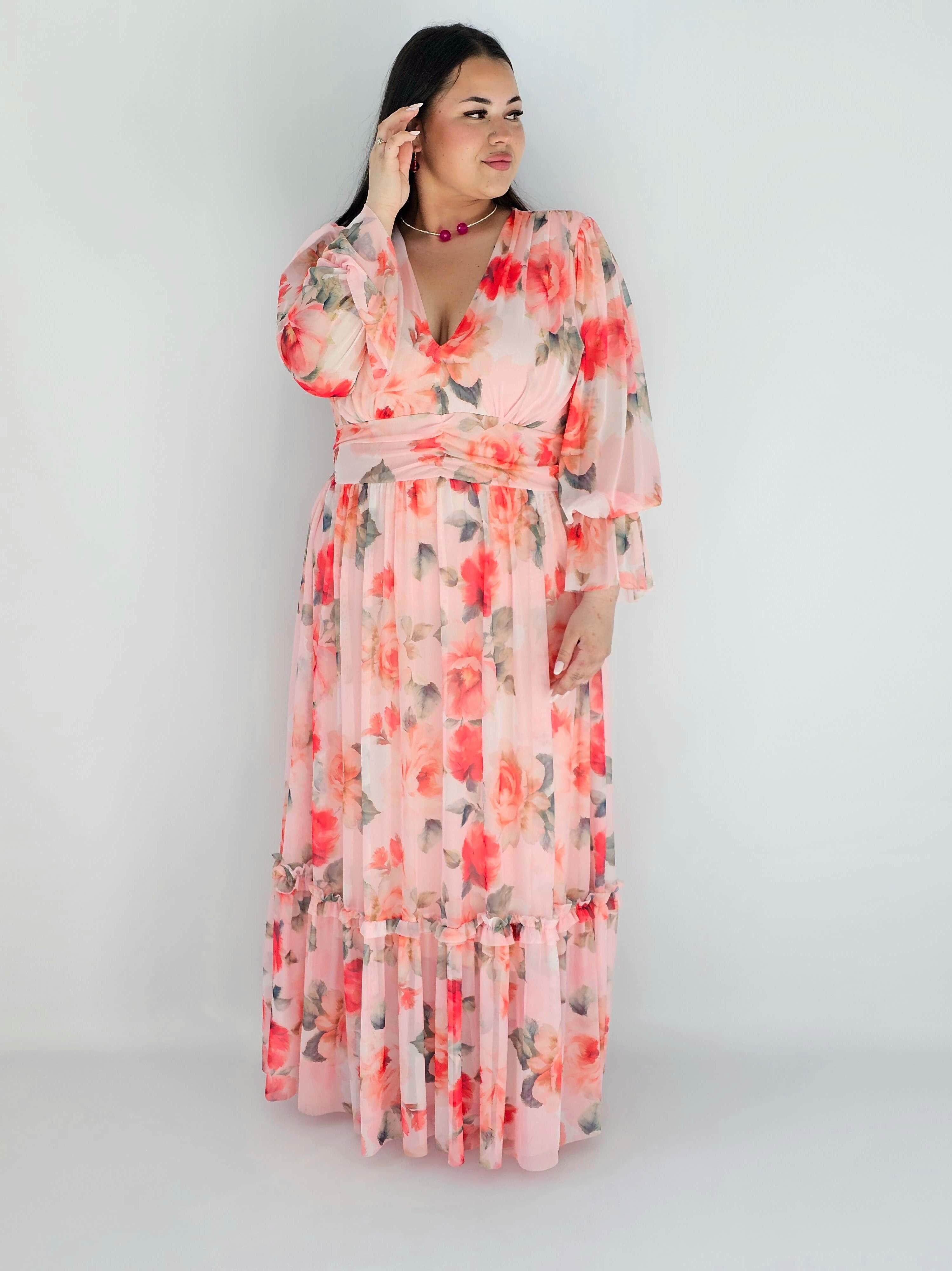 Sukienka plus size midi w kwiatowy print – elegancka i zwiewna propozycja dla kobiet XXL Stylowa XL