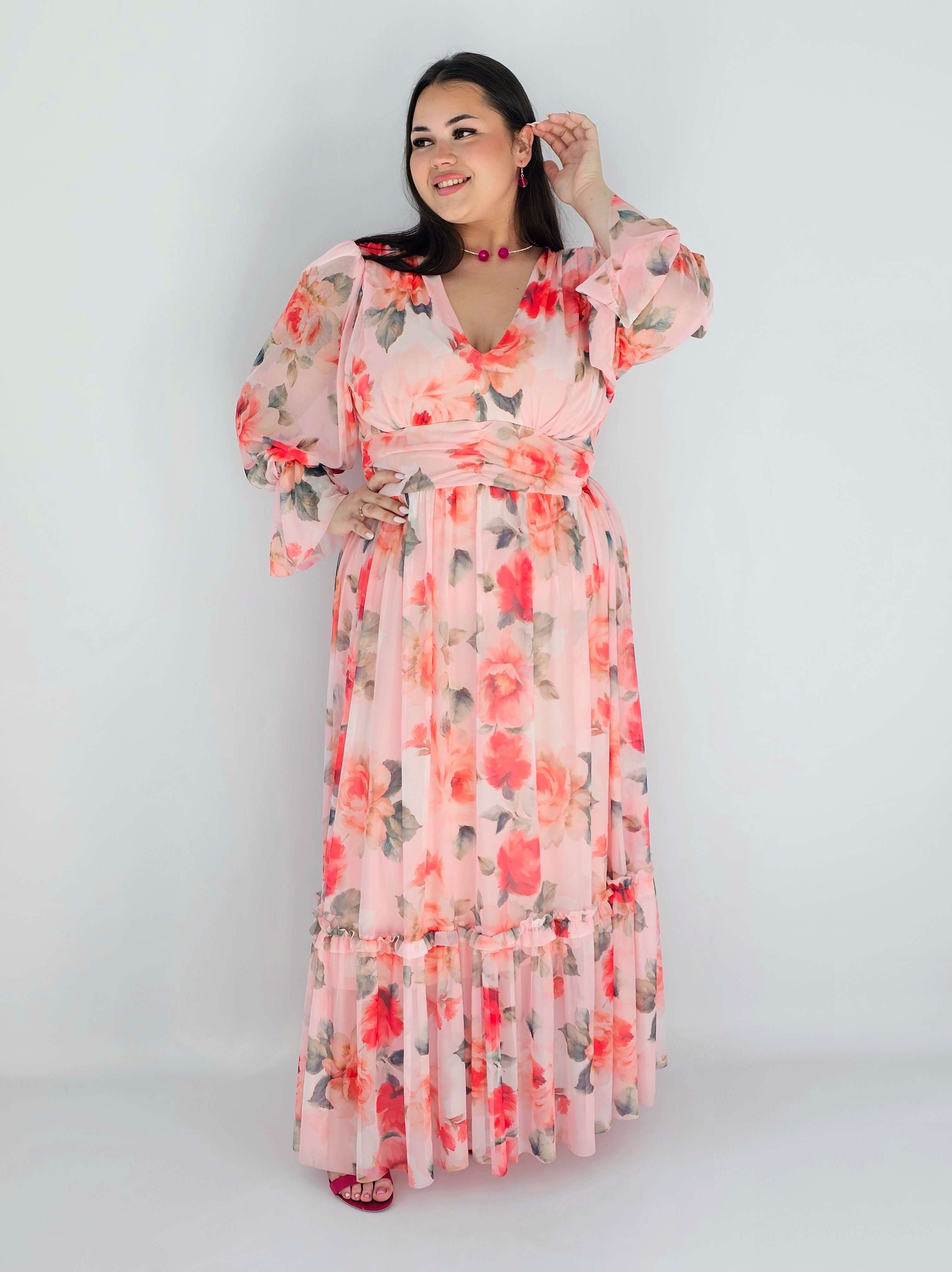 Sukienka plus size midi w kwiatowy print – elegancka i zwiewna propozycja dla kobiet XXL Stylowa XL