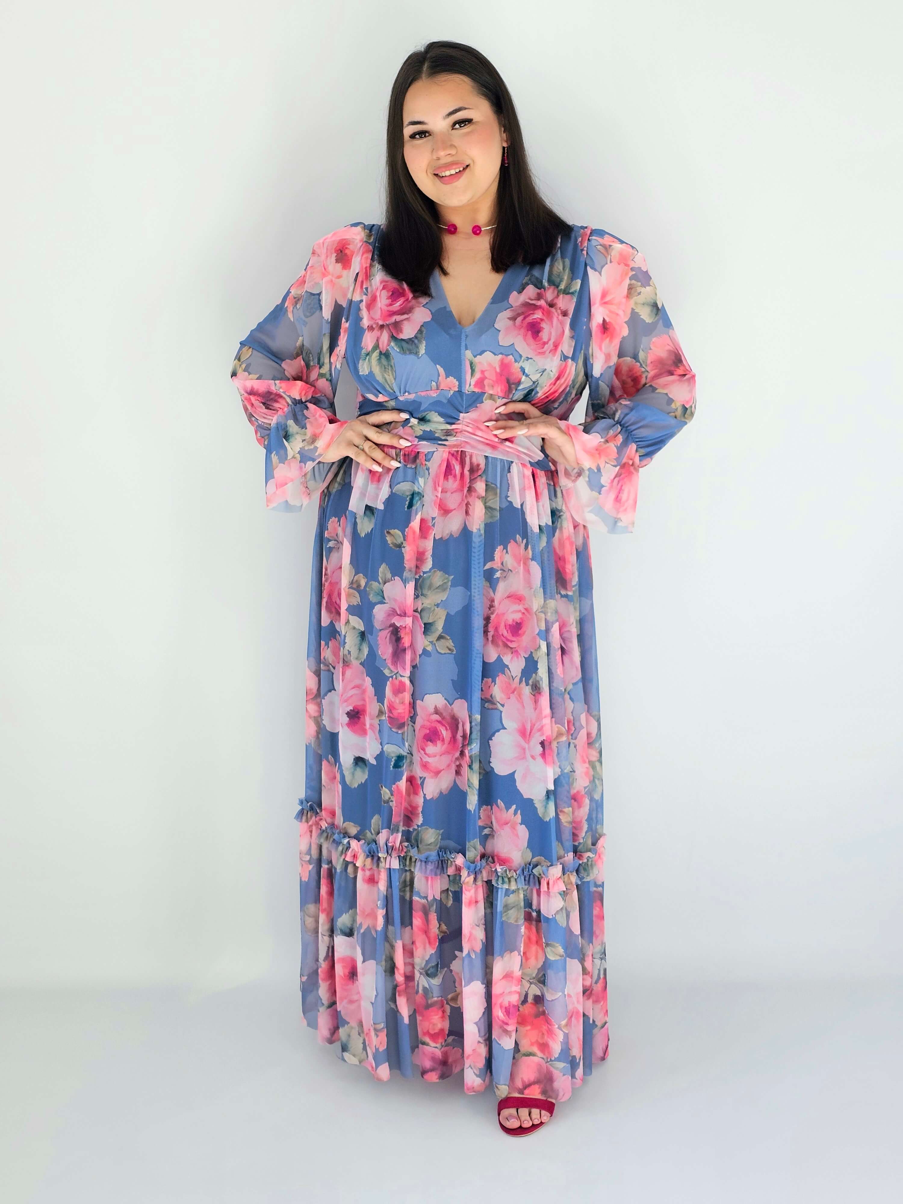 Sukienka plus size midi w kwiatowy print – elegancka i zwiewna propozycja dla kobiet XXL Stylowa XL